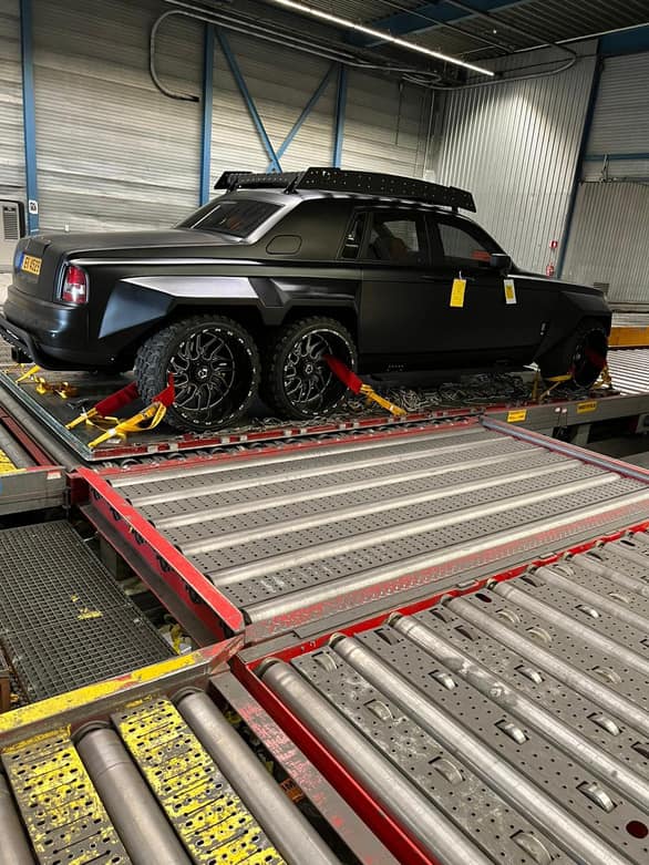 Six-Wheeled Rolls-Royce Phantom Is Part Mad Max And Part Fast And Furious