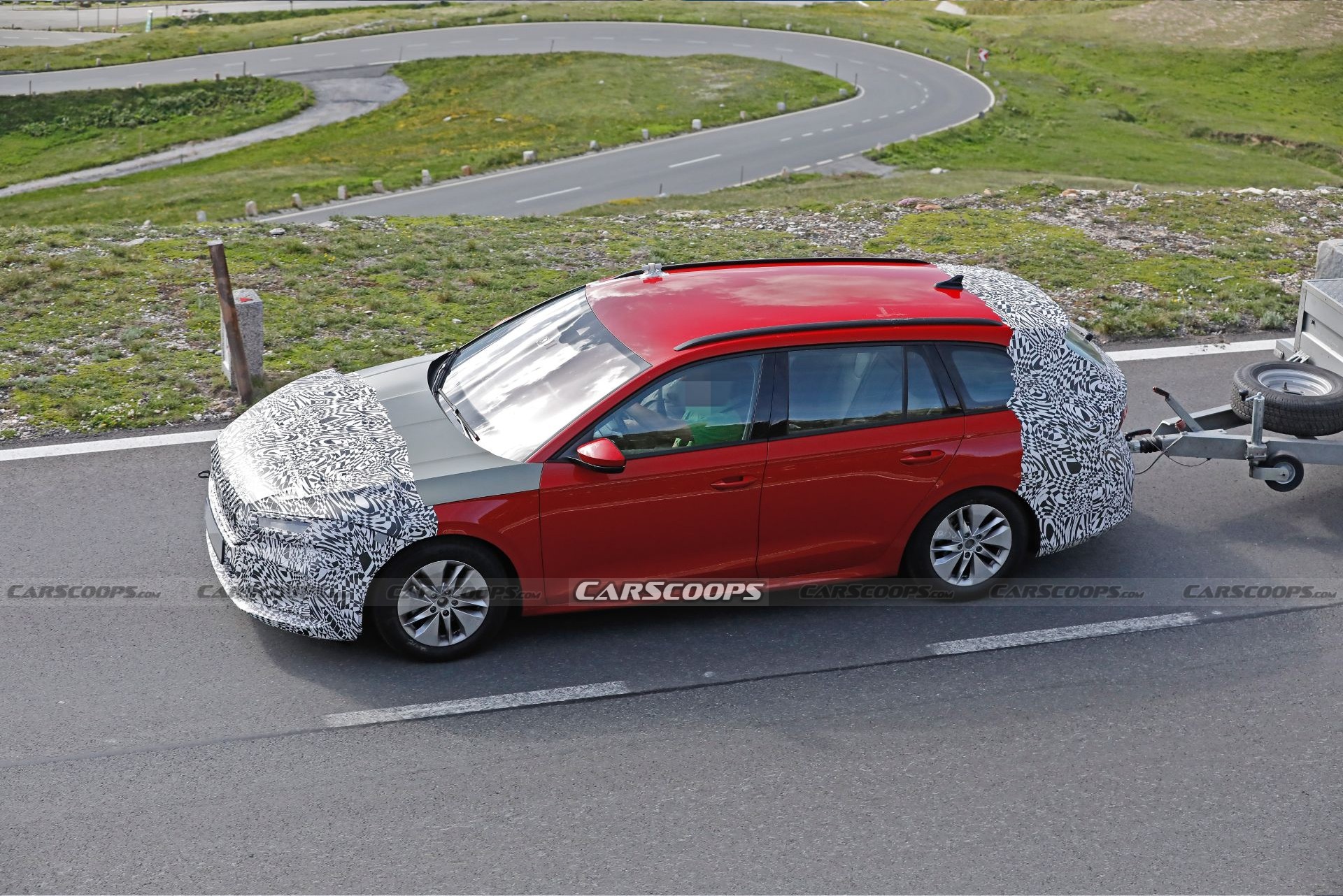 Skoda Octavia Facelift Makes Its Spy Debut