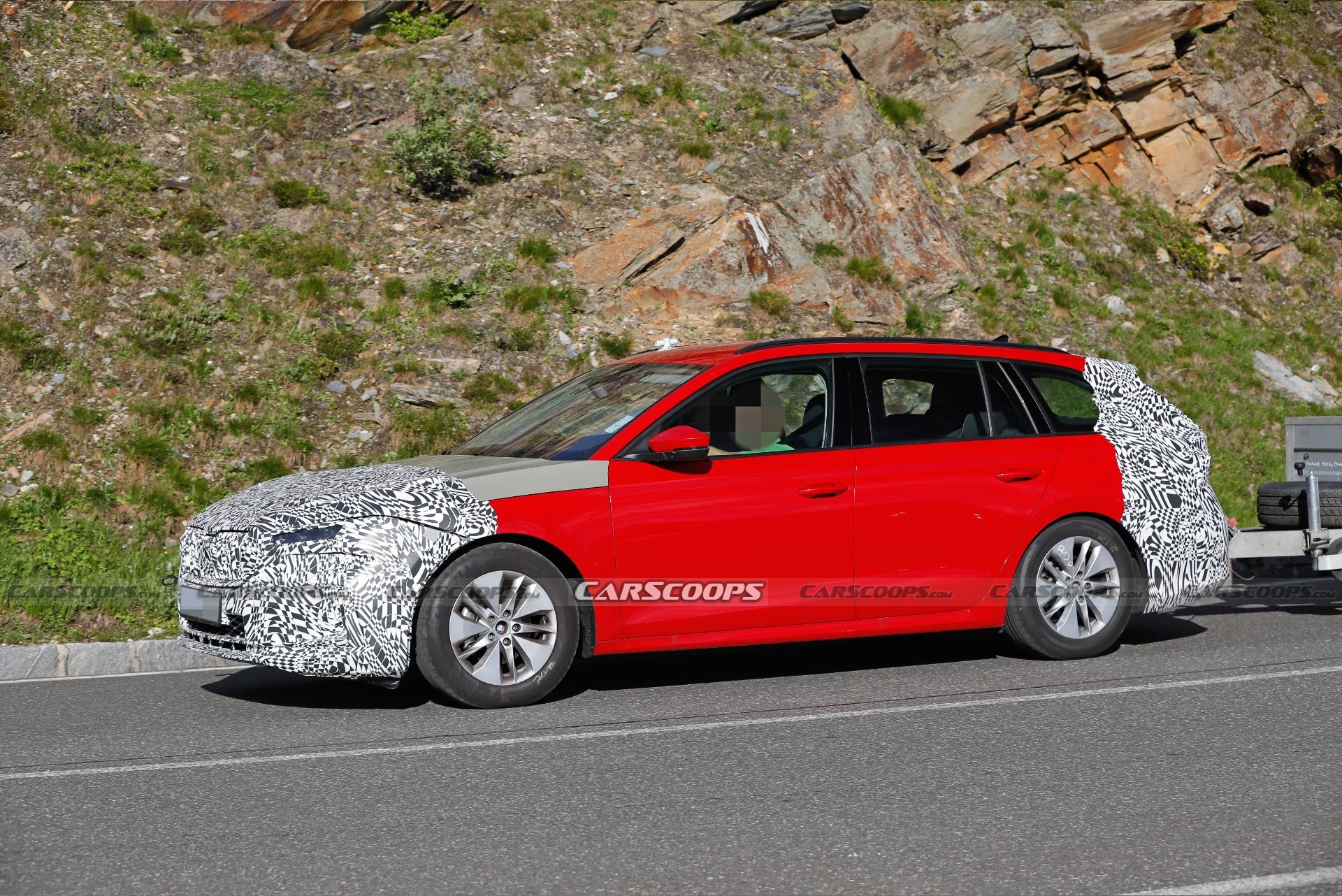 Skoda Octavia Facelift Makes Its Spy Debut