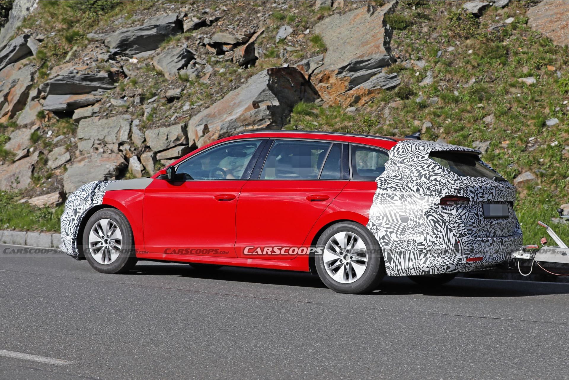 Skoda Octavia Facelift Makes Its Spy Debut