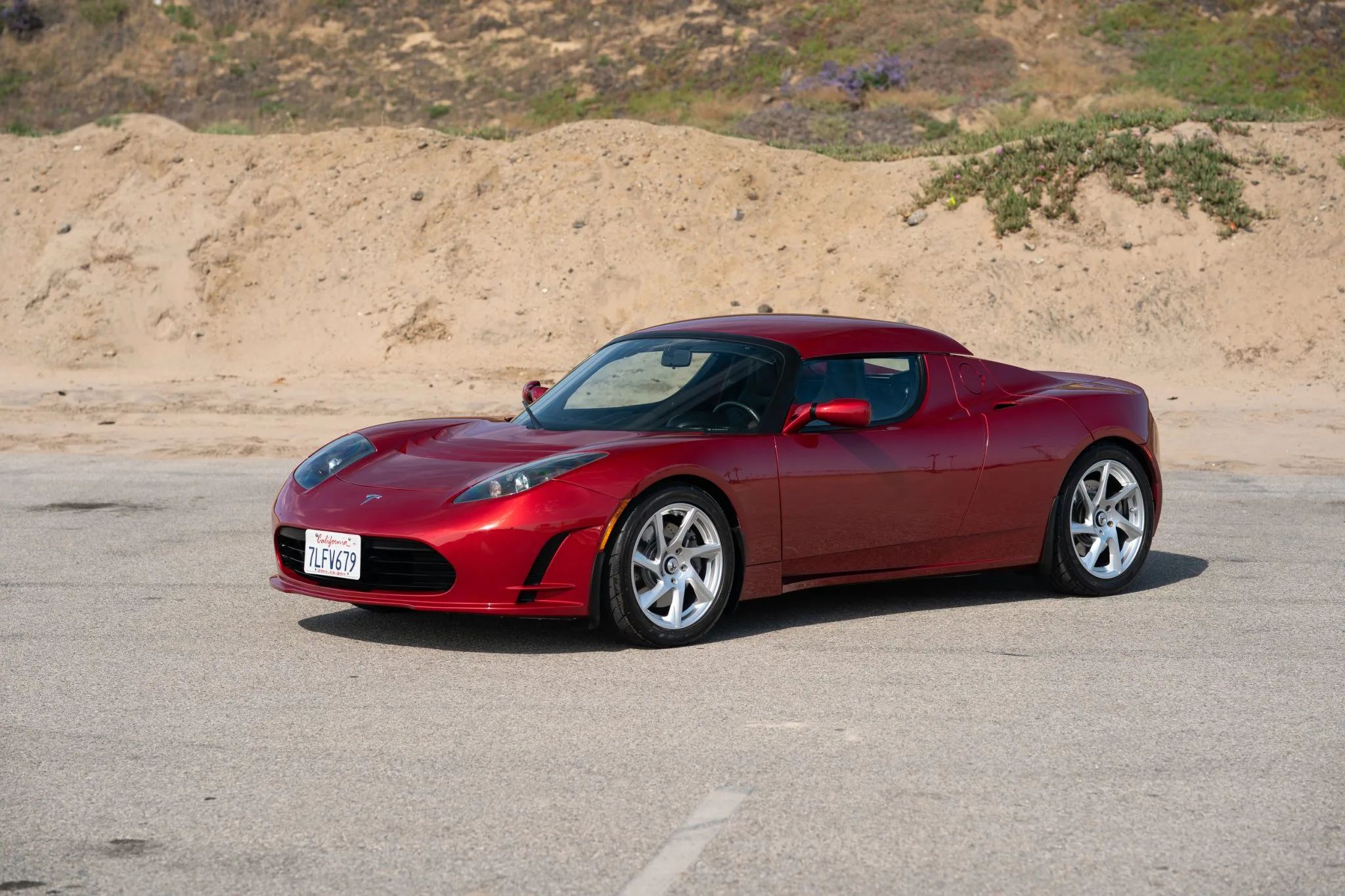 The Original Tesla Roadster May Be Old But It Isn’t Cheap