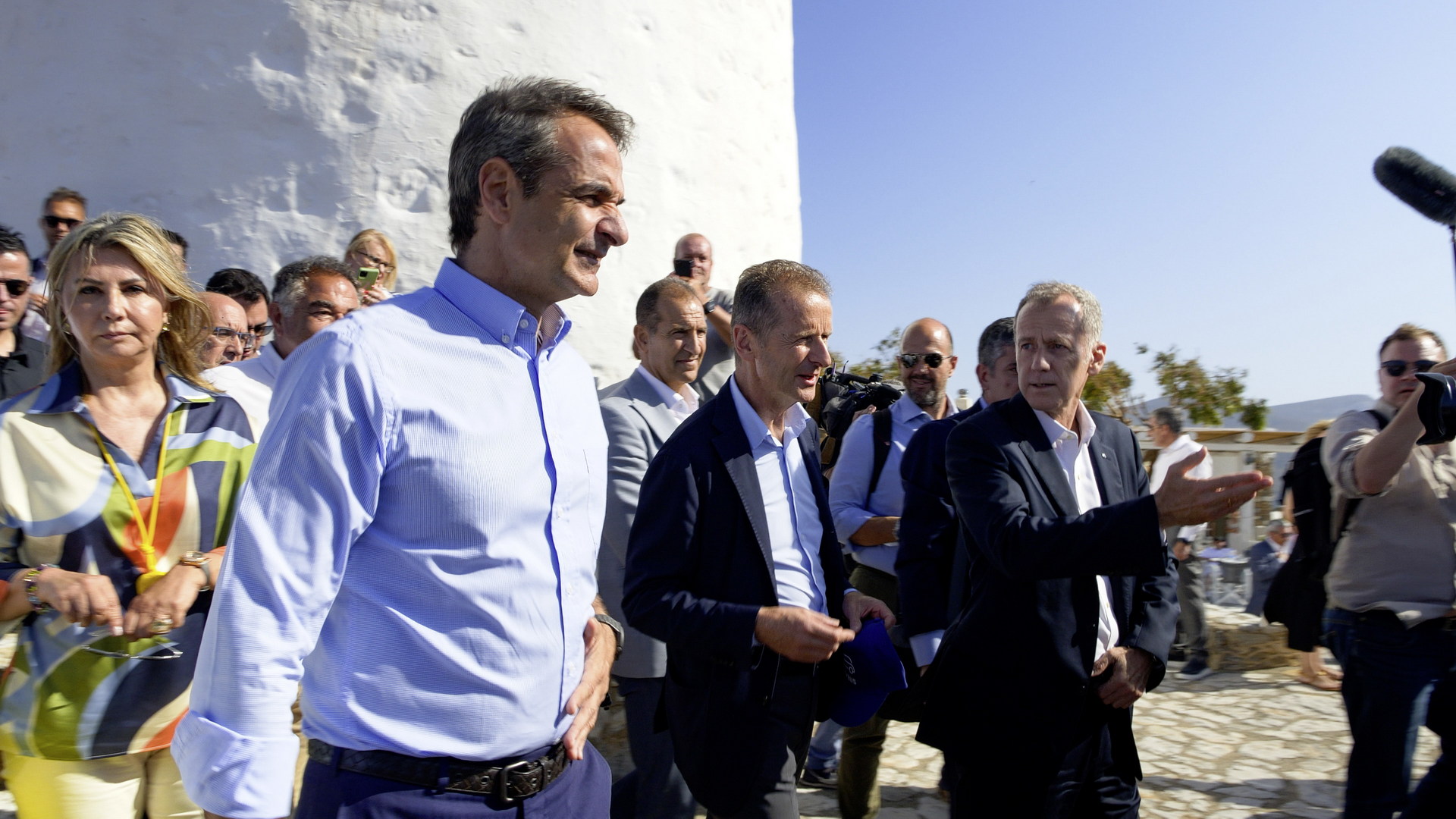 VW ID. Buzz Joins Ridesharing Program In The Greek Island Of Astypalea