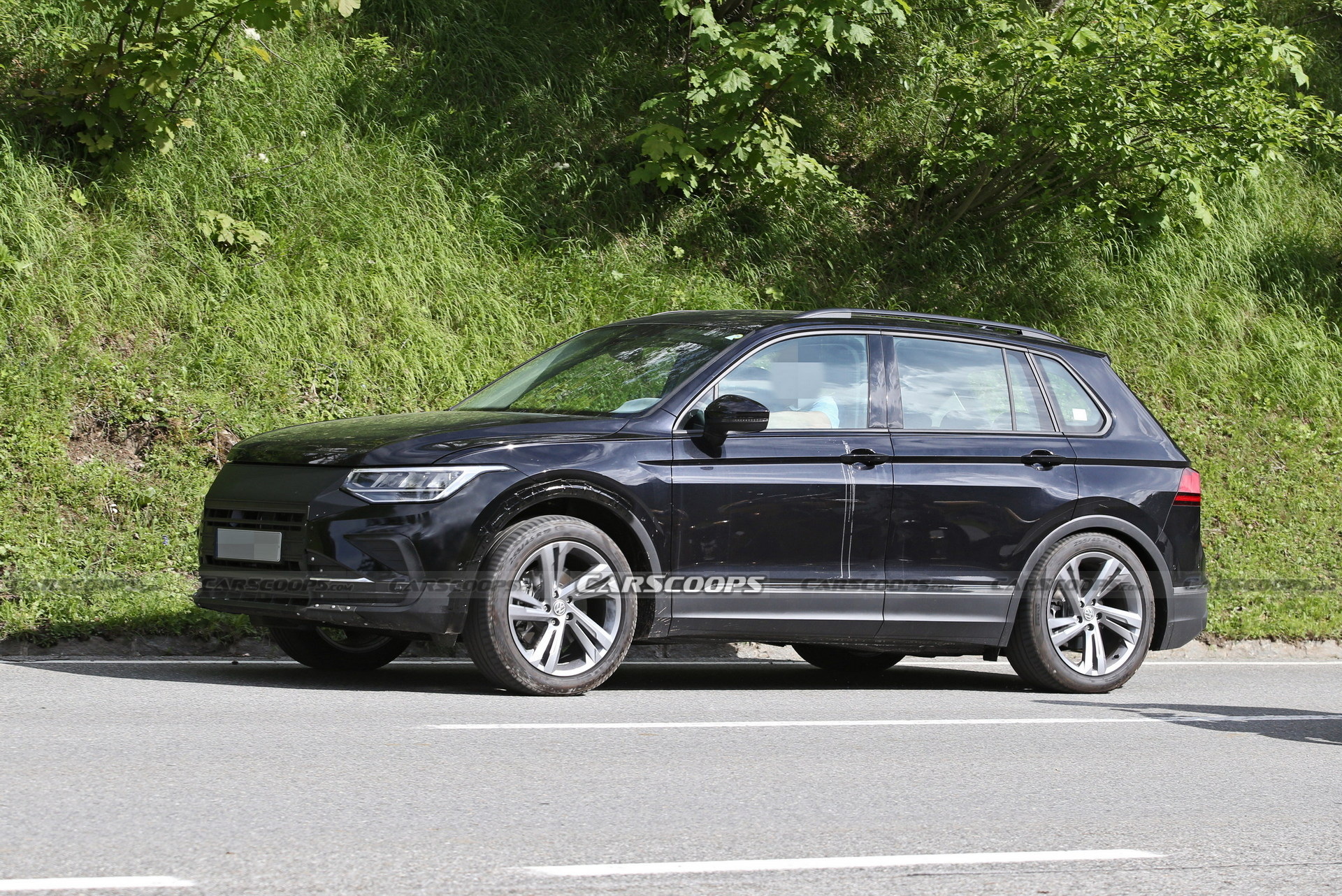 VW Tiguan EV Mules Spied In Current Model’s Clothing With Covered Grilles