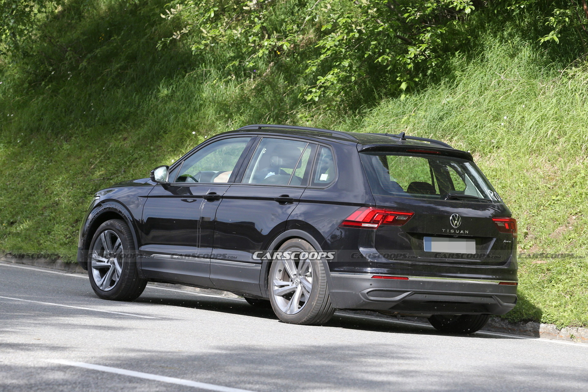 VW Tiguan EV Mules Spied In Current Model’s Clothing With Covered Grilles