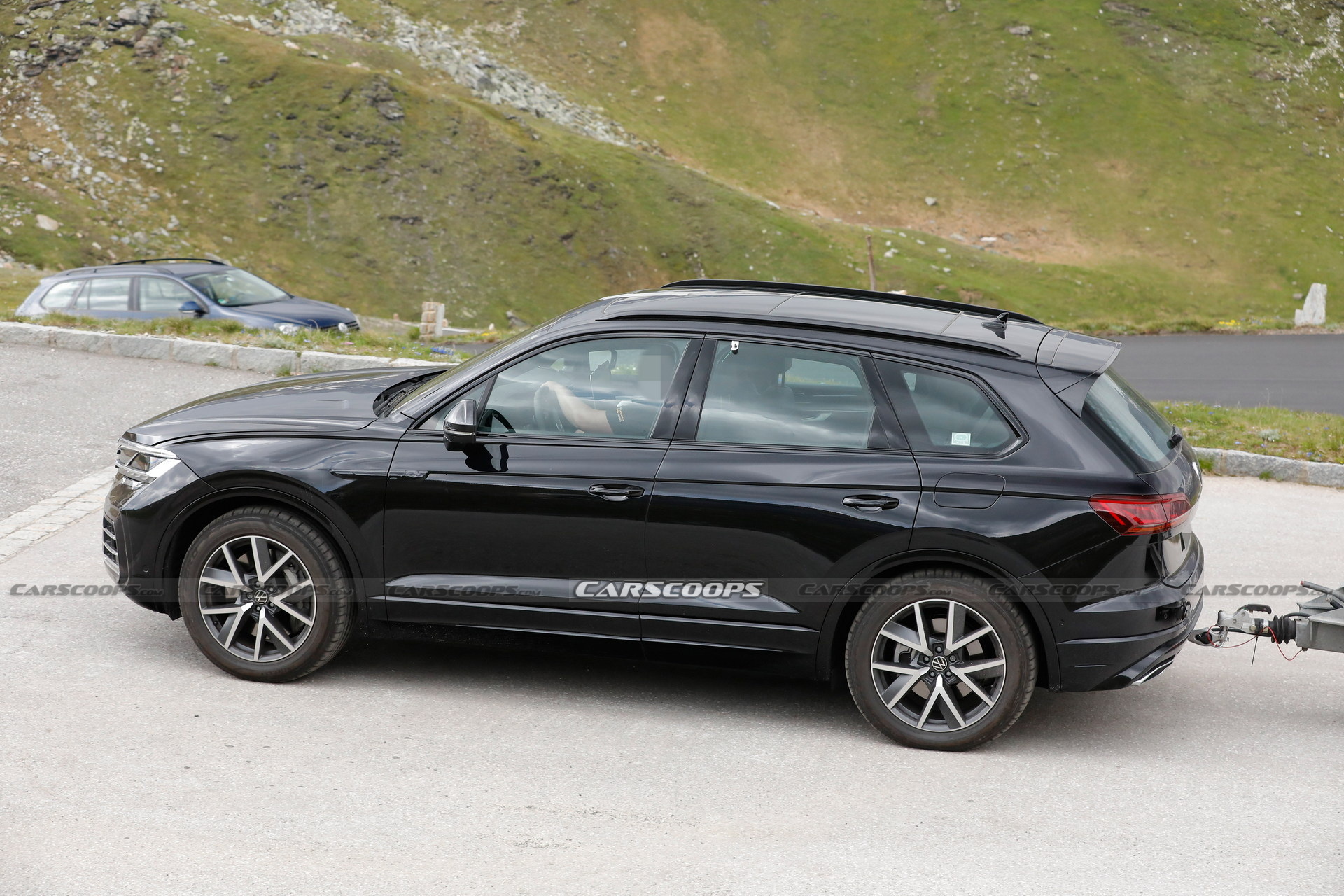 VW Touareg Getting Ready For Its Facelift With Updated Tech And Styling Tweaks