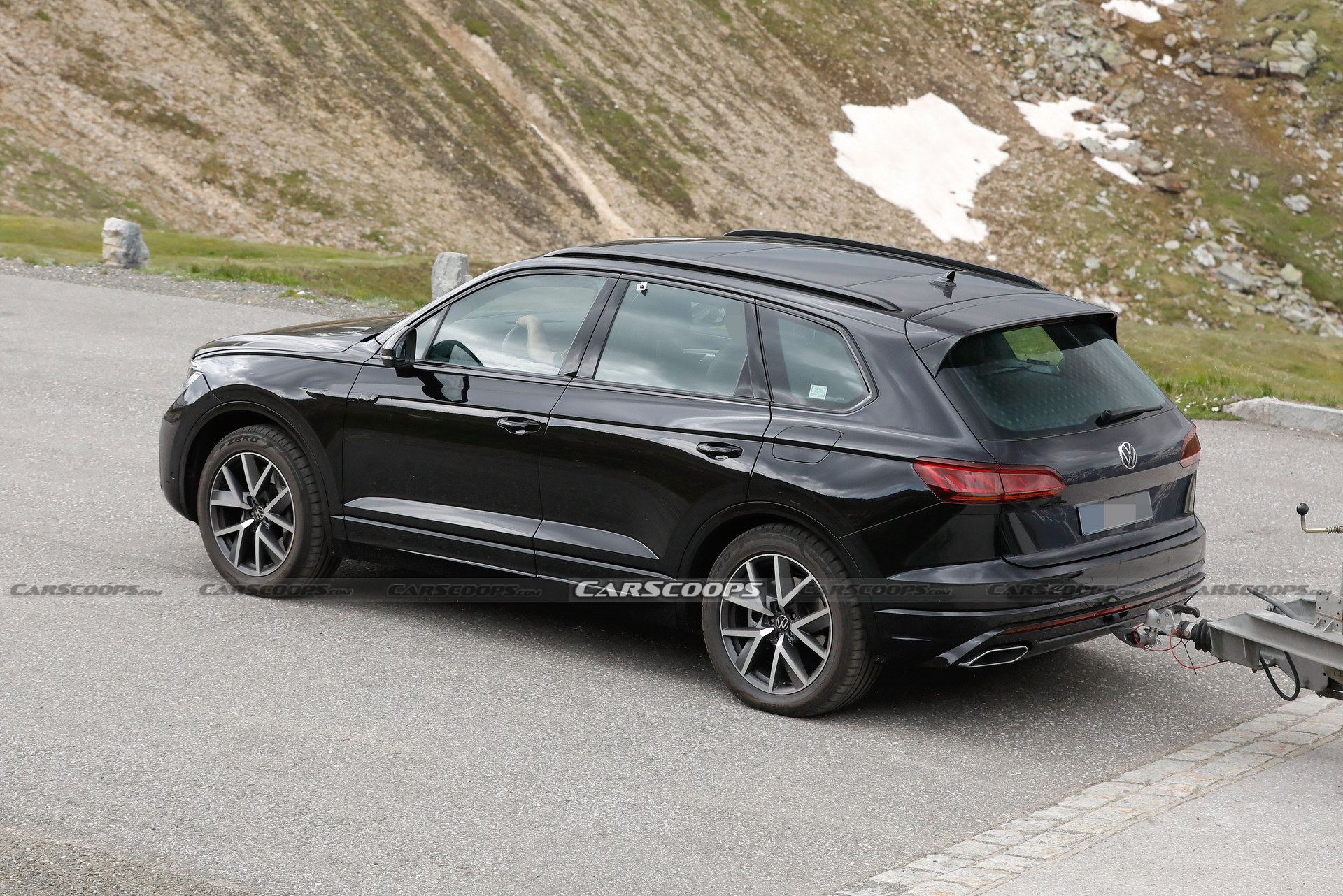 VW Touareg Getting Ready For Its Facelift With Updated Tech And Styling Tweaks