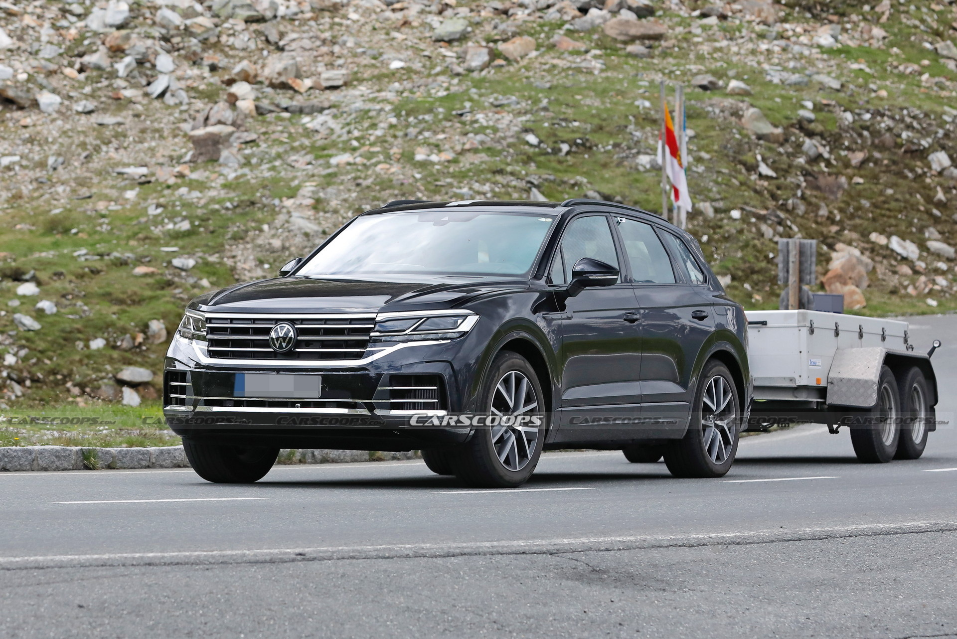 VW Touareg Getting Ready For Its Facelift With Updated Tech And Styling Tweaks