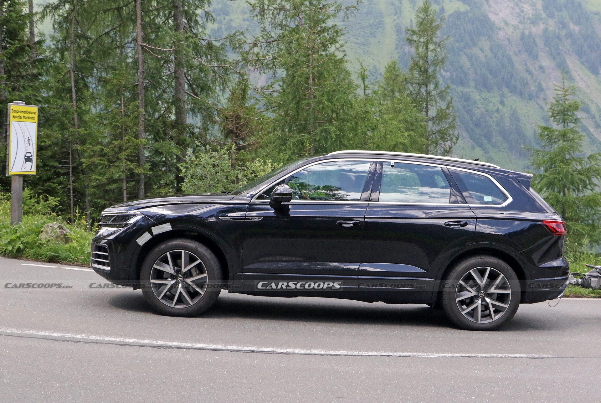 VW Touareg Getting Ready For Its Facelift With Updated Tech And Styling Tweaks