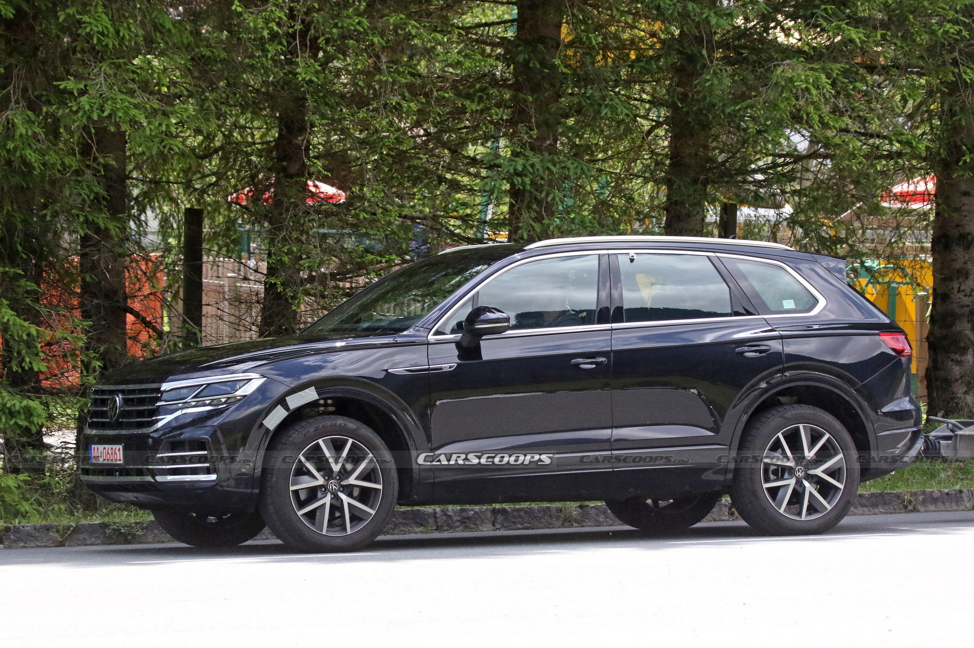 VW Touareg Getting Ready For Its Facelift With Updated Tech And Styling Tweaks