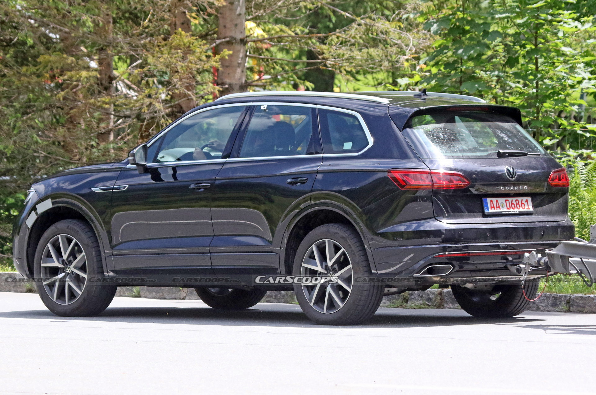 VW Touareg Getting Ready For Its Facelift With Updated Tech And Styling Tweaks