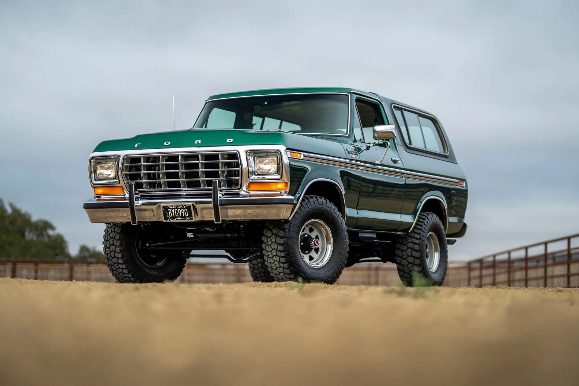 This Classic 1974 Ford Bronco Has Got A Coyote V8 Under Its Hood