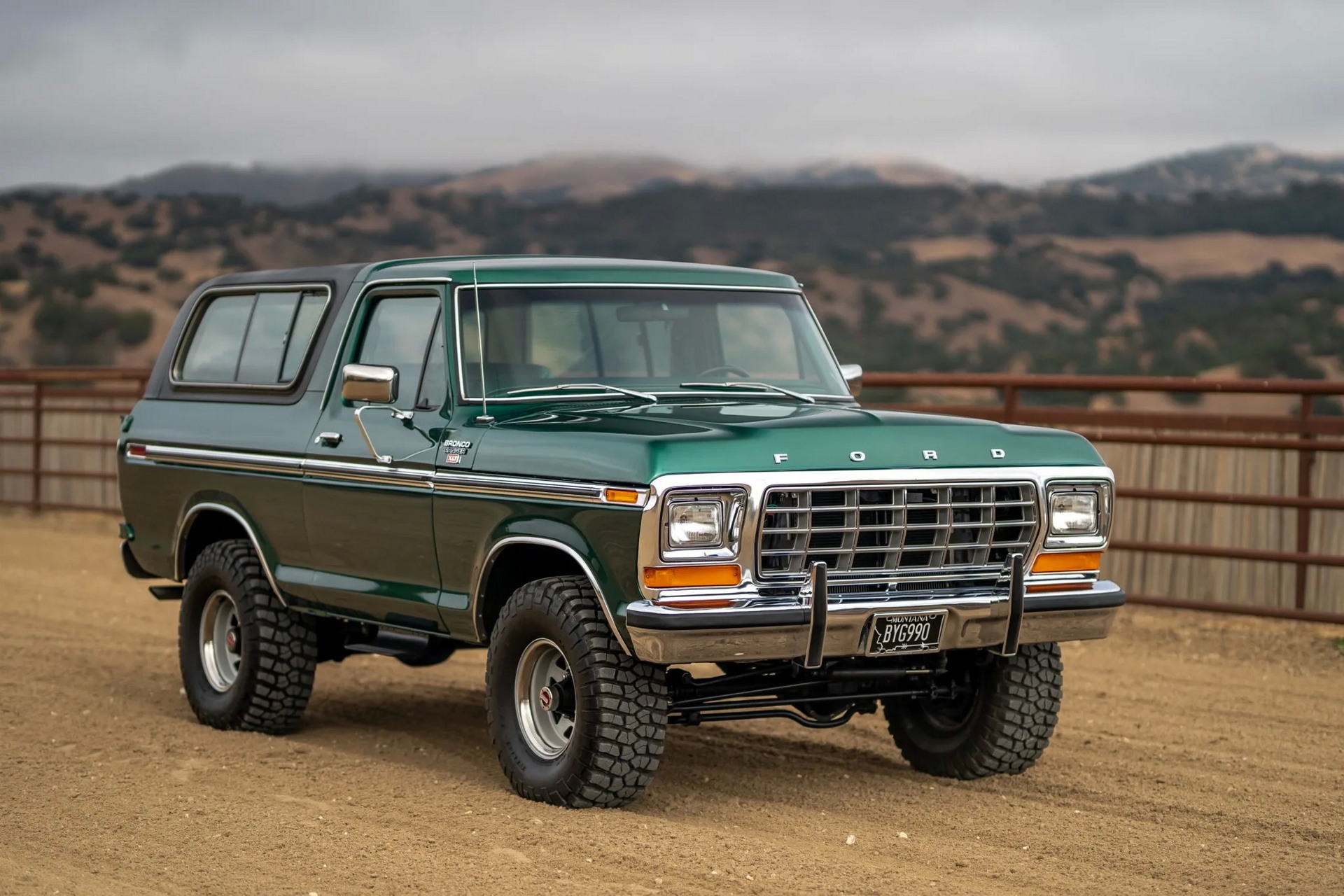 This Classic 1974 Ford Bronco Has Got A Coyote V8 Under Its Hood