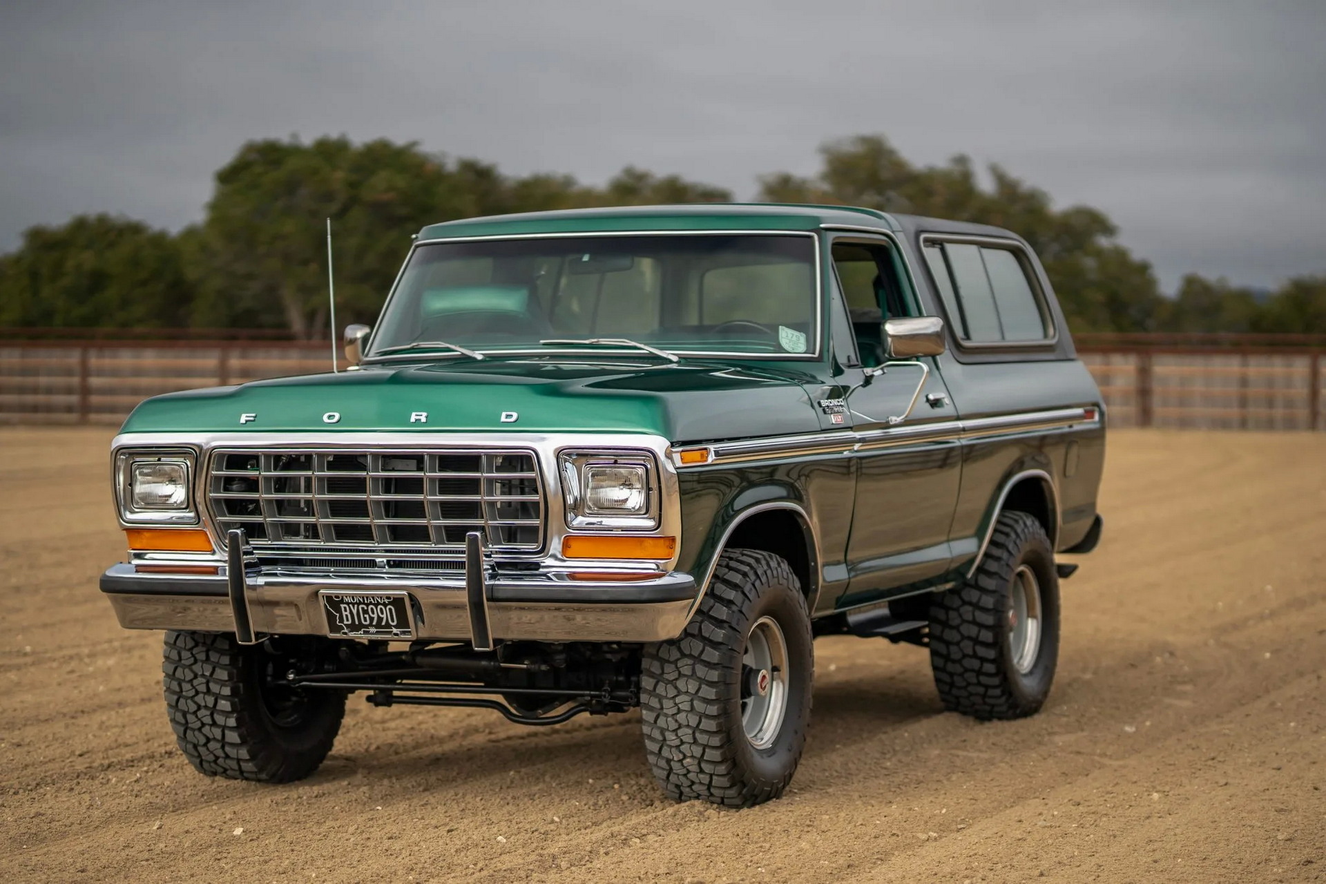 This Classic 1974 Ford Bronco Has Got A Coyote V8 Under Its Hood