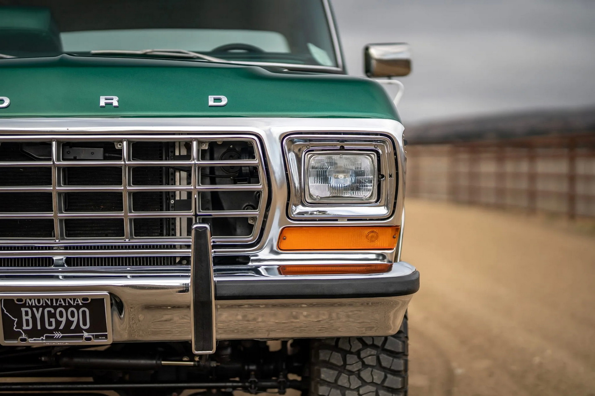 This Classic 1974 Ford Bronco Has Got A Coyote V8 Under Its Hood