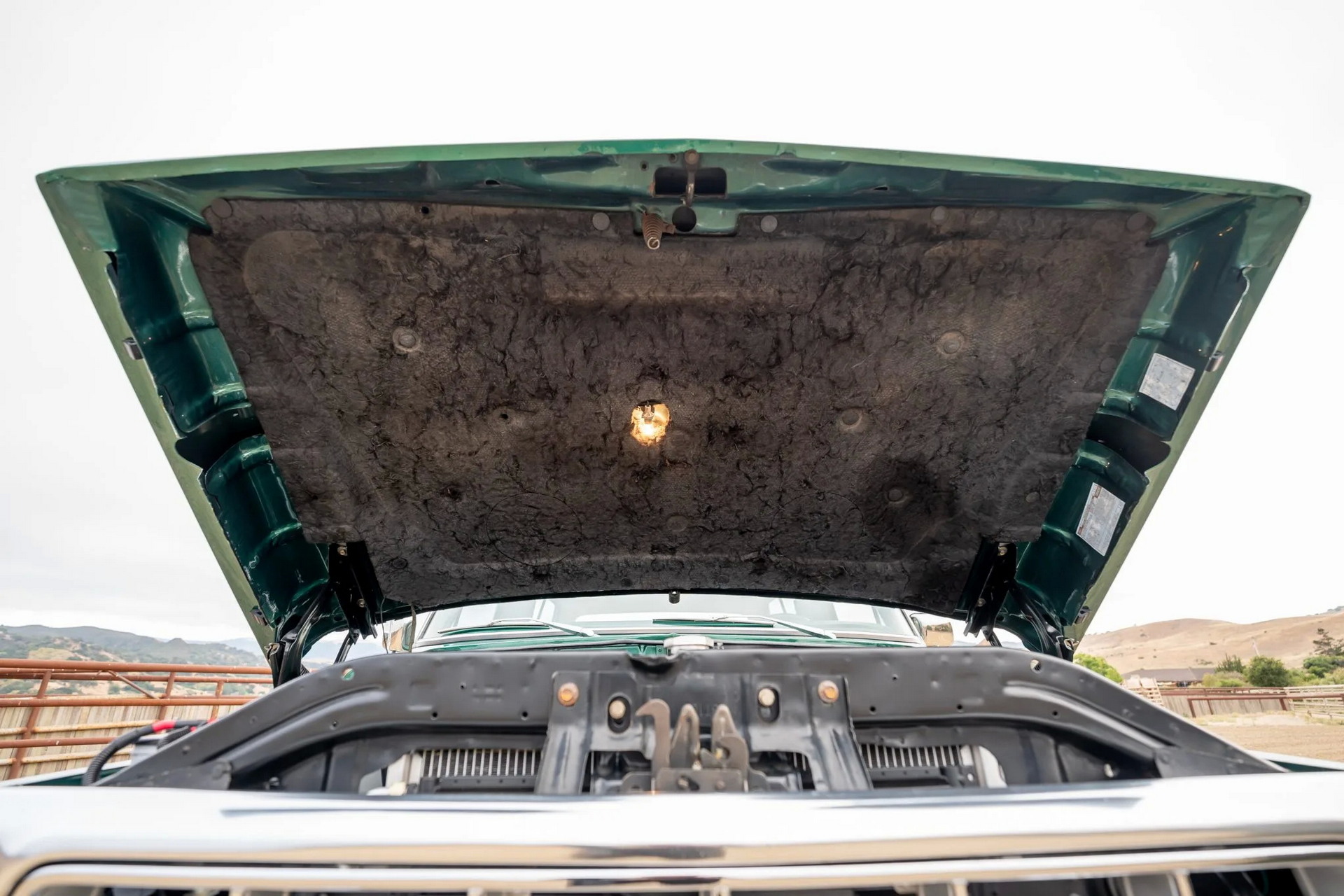 This Classic 1974 Ford Bronco Has Got A Coyote V8 Under Its Hood