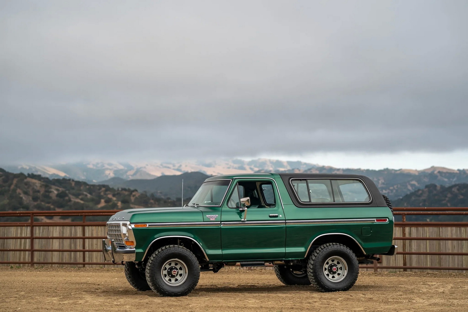 This Classic 1974 Ford Bronco Has Got A Coyote V8 Under Its Hood