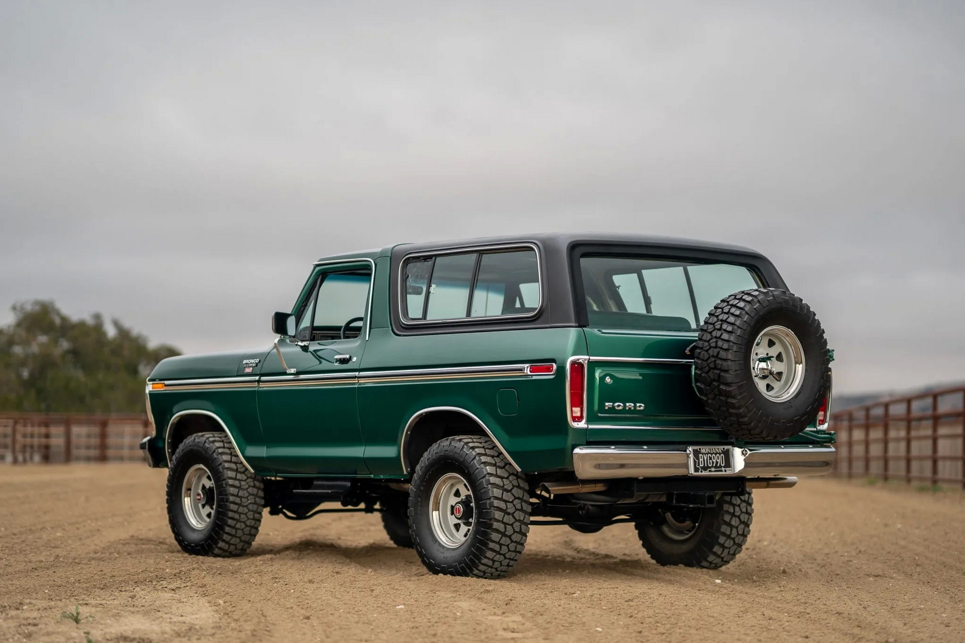 This Classic 1974 Ford Bronco Has Got A Coyote V8 Under Its Hood