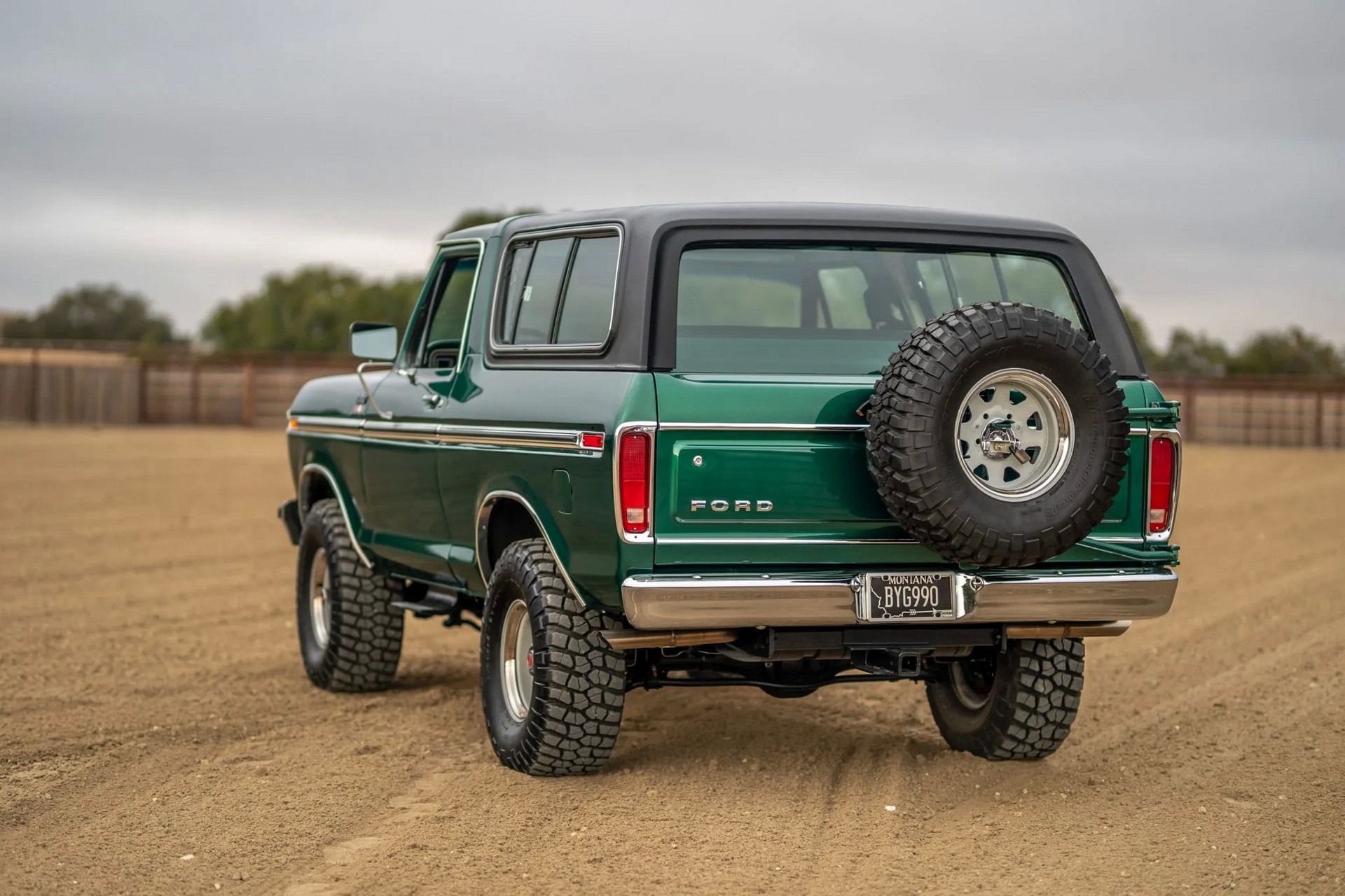 This Classic 1974 Ford Bronco Has Got A Coyote V8 Under Its Hood