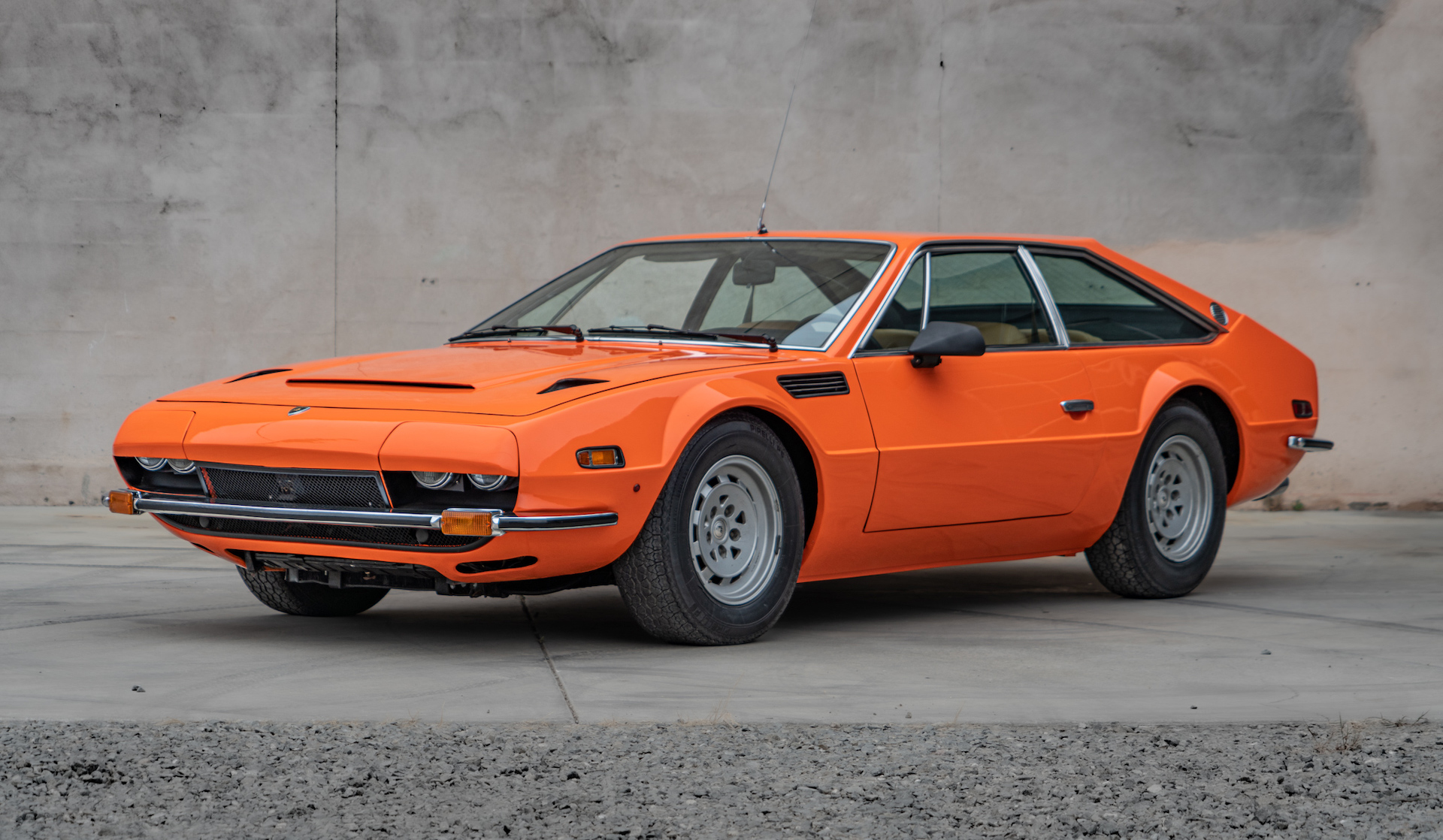 The Lamborghini Jarama Is As Eye-Catching As A Countach But For All The Wrong Reasons