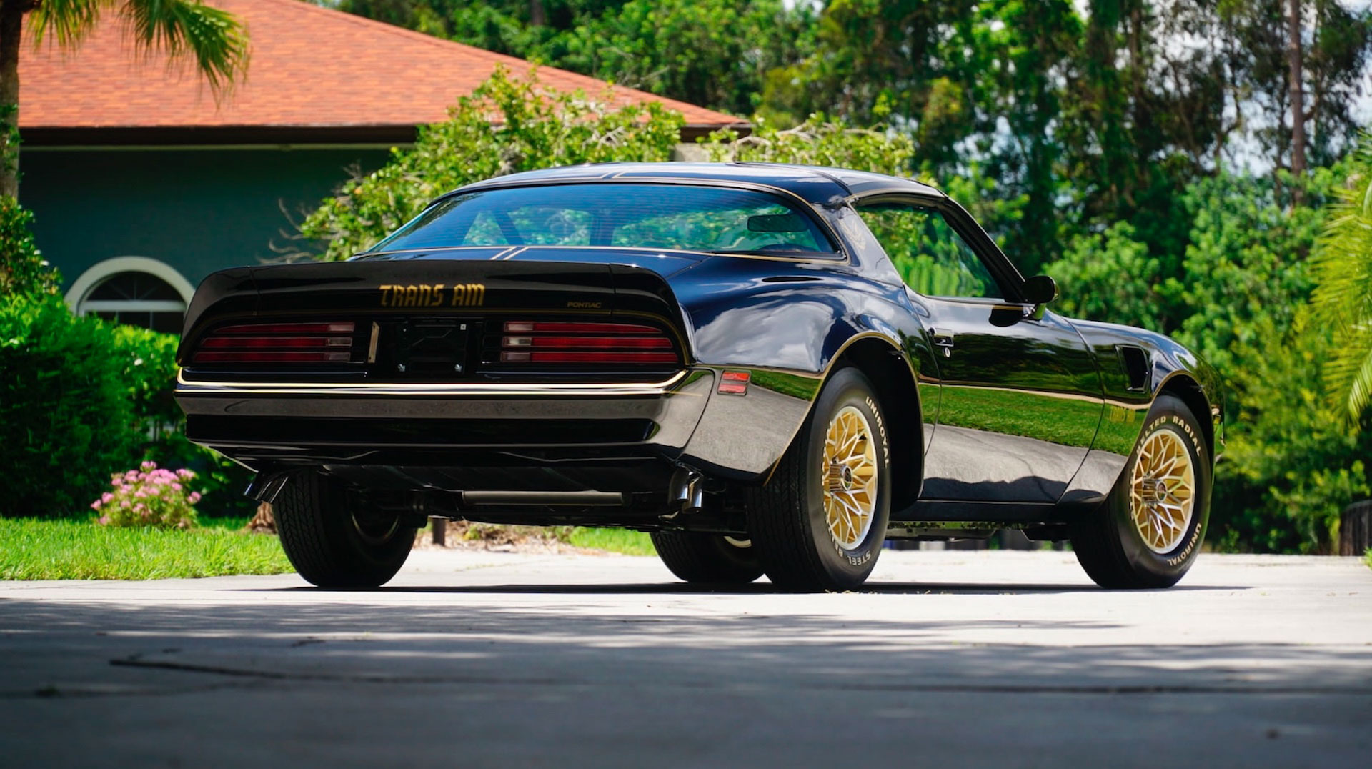 1977 Pontiac Trans Am SE With 15 Miles Is A Gilt-Edged Classic