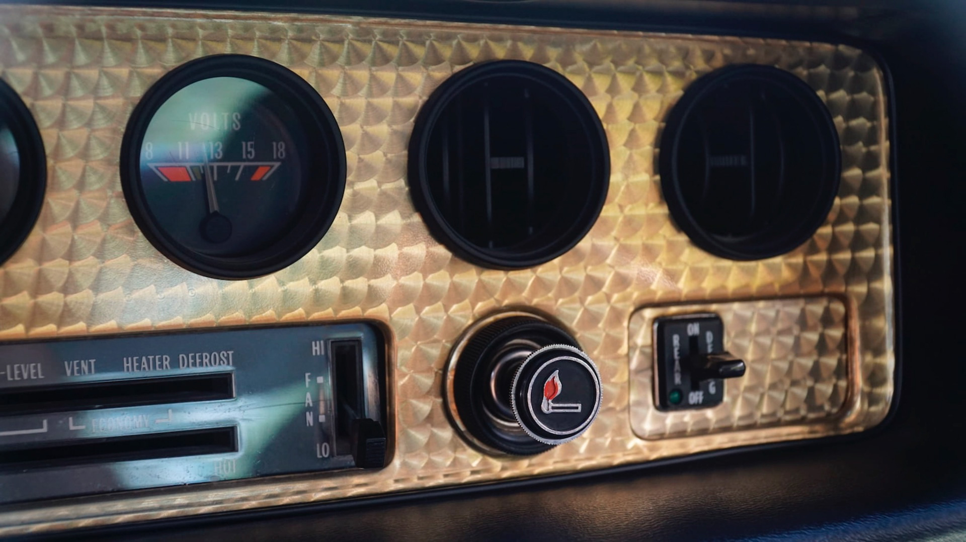 1977 Pontiac Trans Am SE With 15 Miles Is A Gilt-Edged Classic