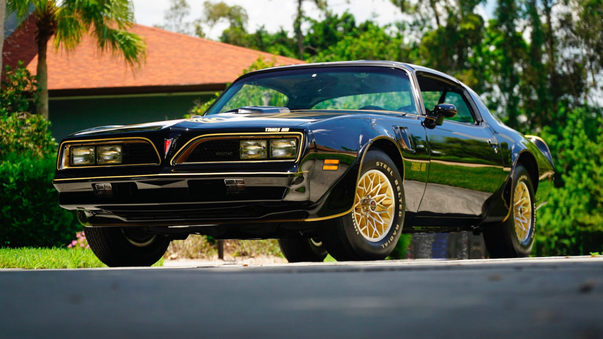 1977 Pontiac Trans Am SE With 15 Miles Is A Gilt-Edged Classic