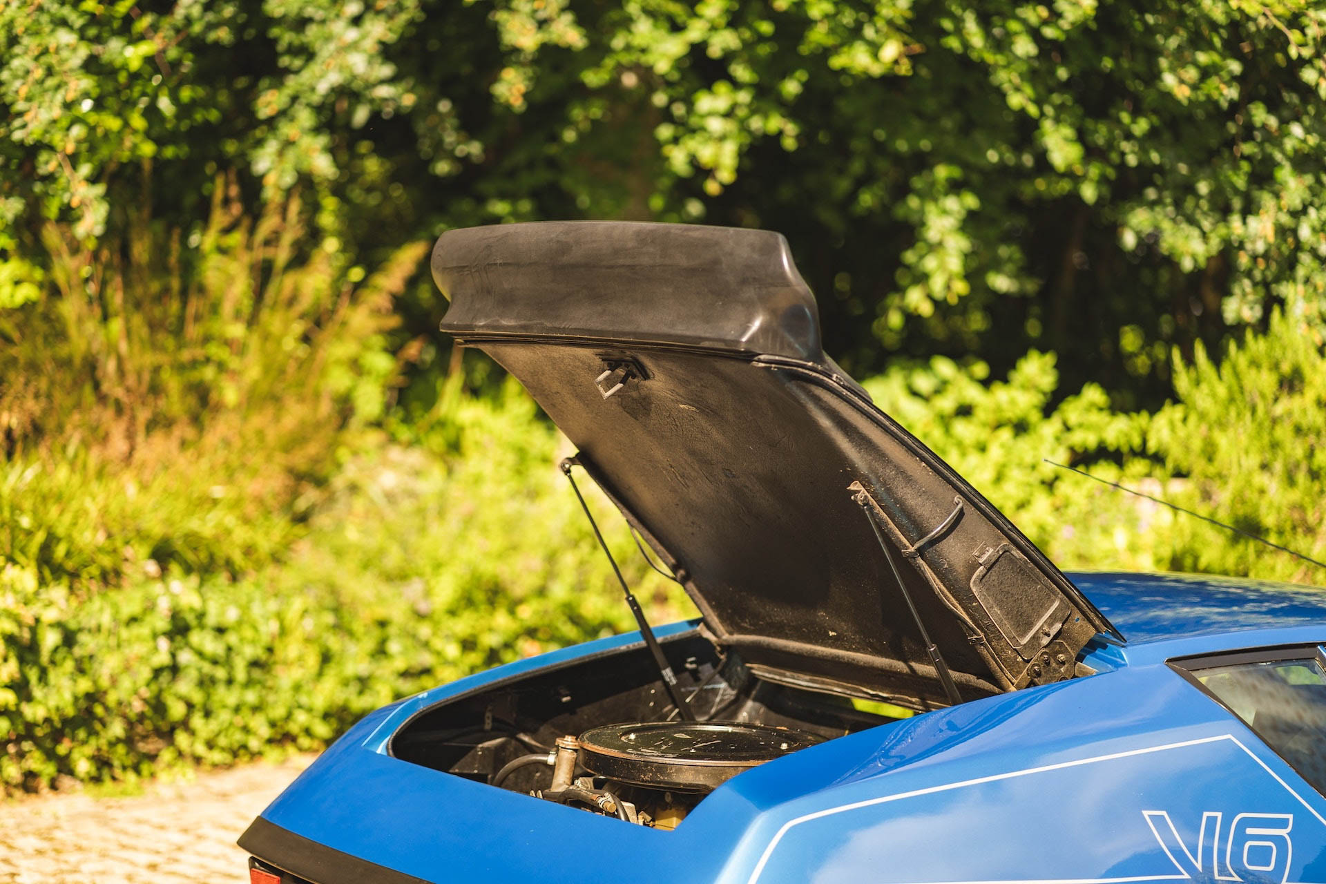 The Alpine A310 Is An Unfairly Forgotten French Sports Car Classic