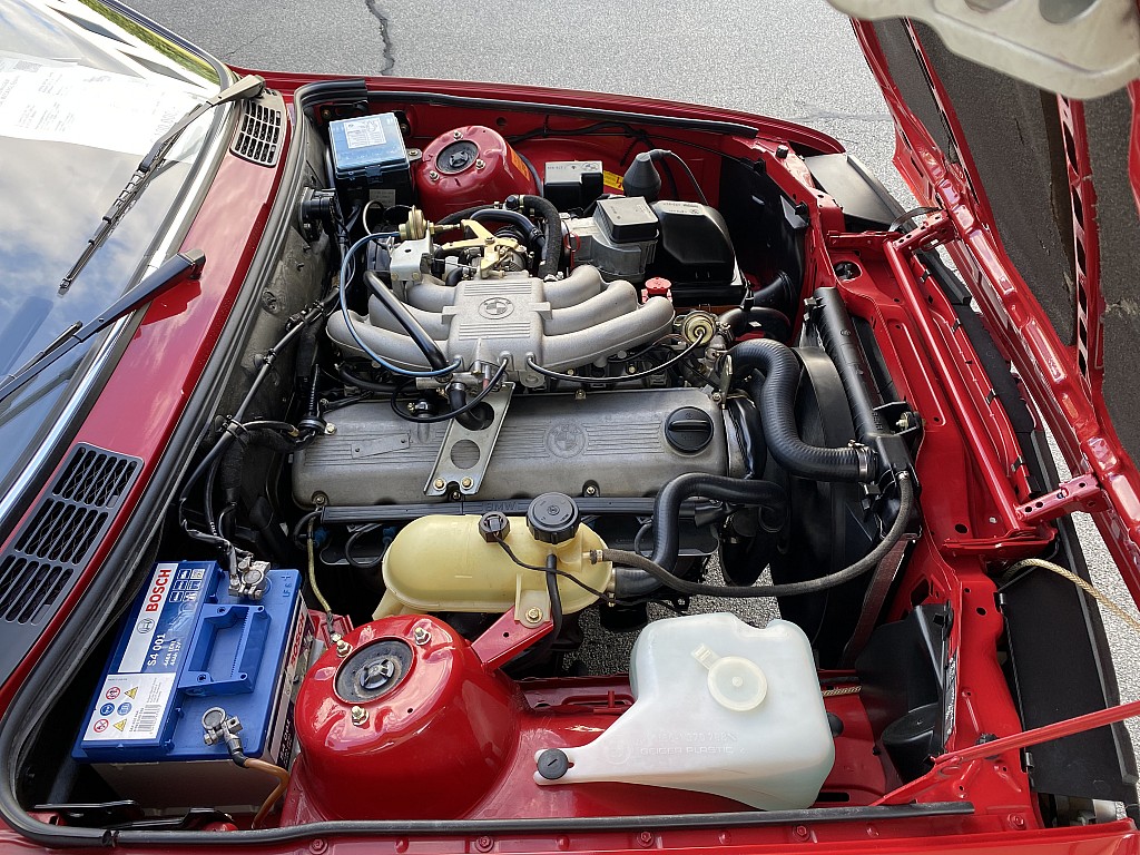 Virtually Brand New 1985 BMW 323i E30 With 162 Miles Has An Astronomical Price Tag