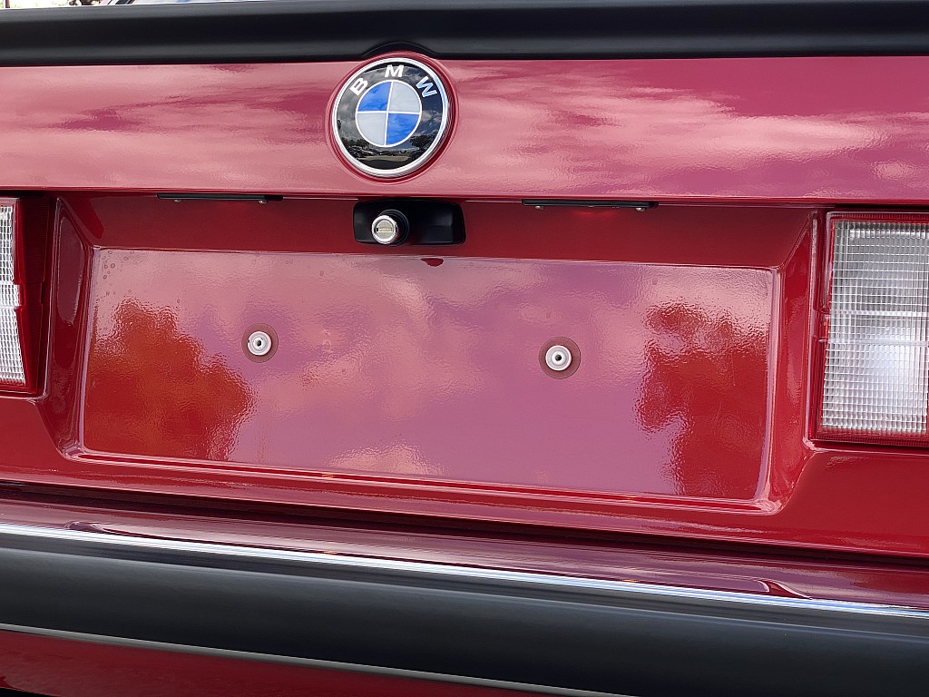 Virtually Brand New 1985 BMW 323i E30 With 162 Miles Has An Astronomical Price Tag