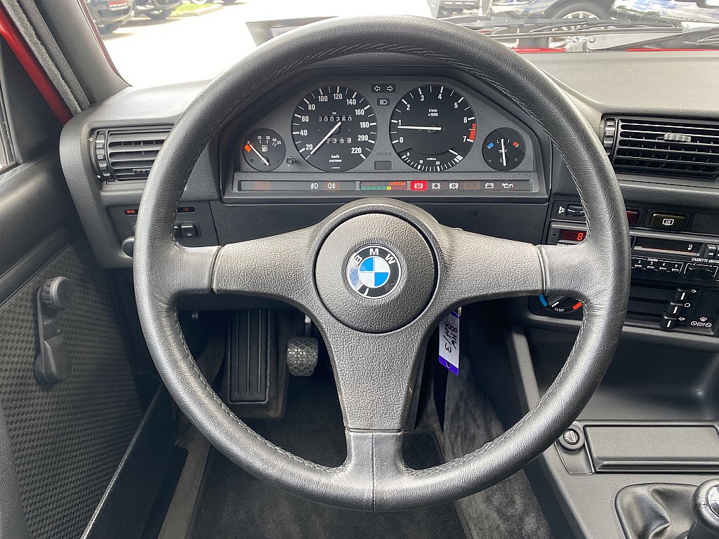 Virtually Brand New 1985 BMW 323i E30 With 162 Miles Has An Astronomical Price Tag