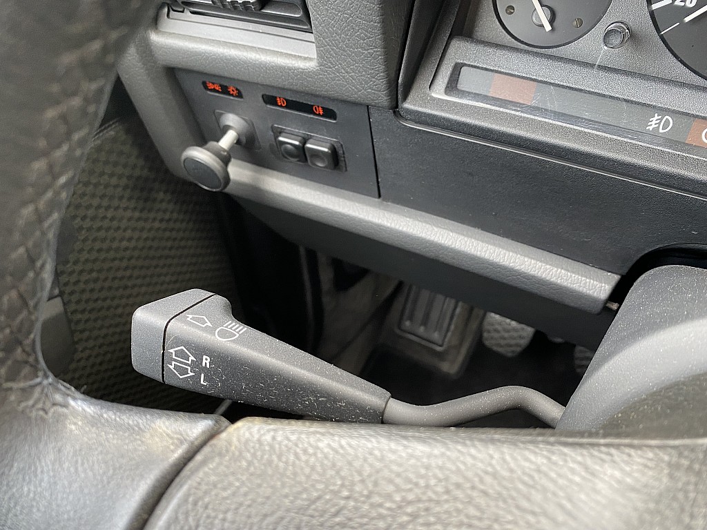 Virtually Brand New 1985 BMW 323i E30 With 162 Miles Has An Astronomical Price Tag