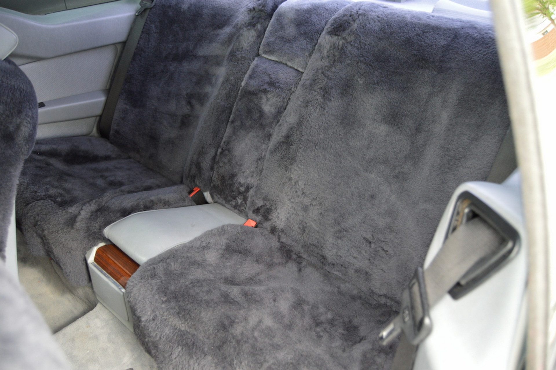 Super-Rare 1988 Mercedes-Benz 6.0 AMG Hammer Coupe Is The First To Be Auctioned In The US