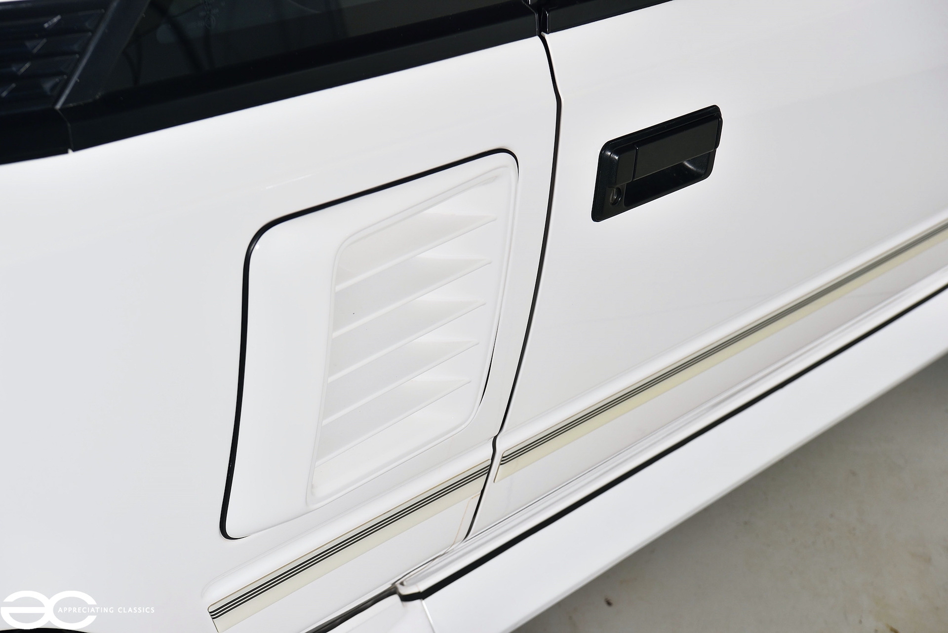 This 1,377-Mile Toyota MR2 Is As Good As New (And Costs As Much As A New GR Supra)