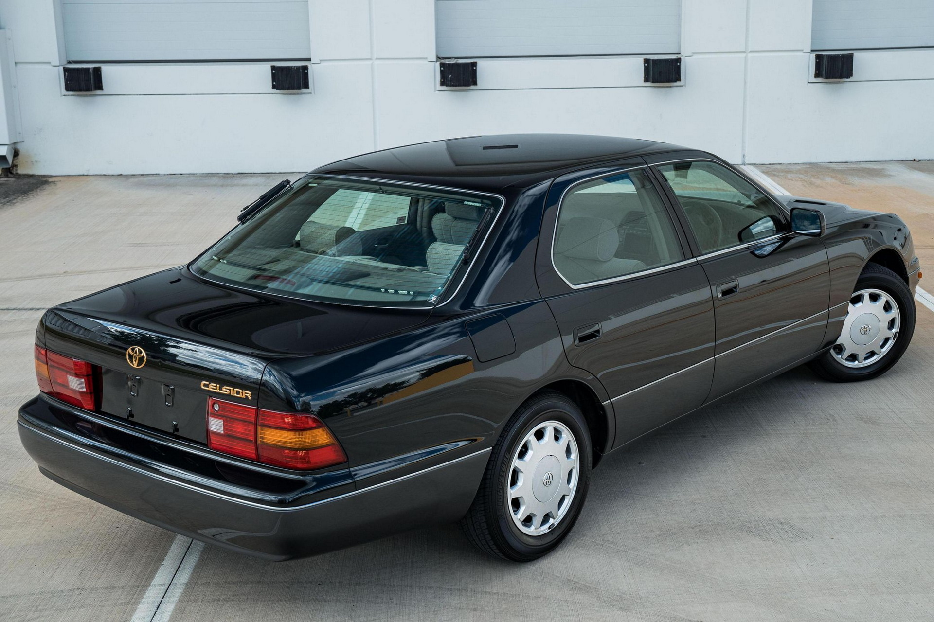 This 1995 Toyota Celsior With Just 6,600 Miles Is A Rolling Time Capsule