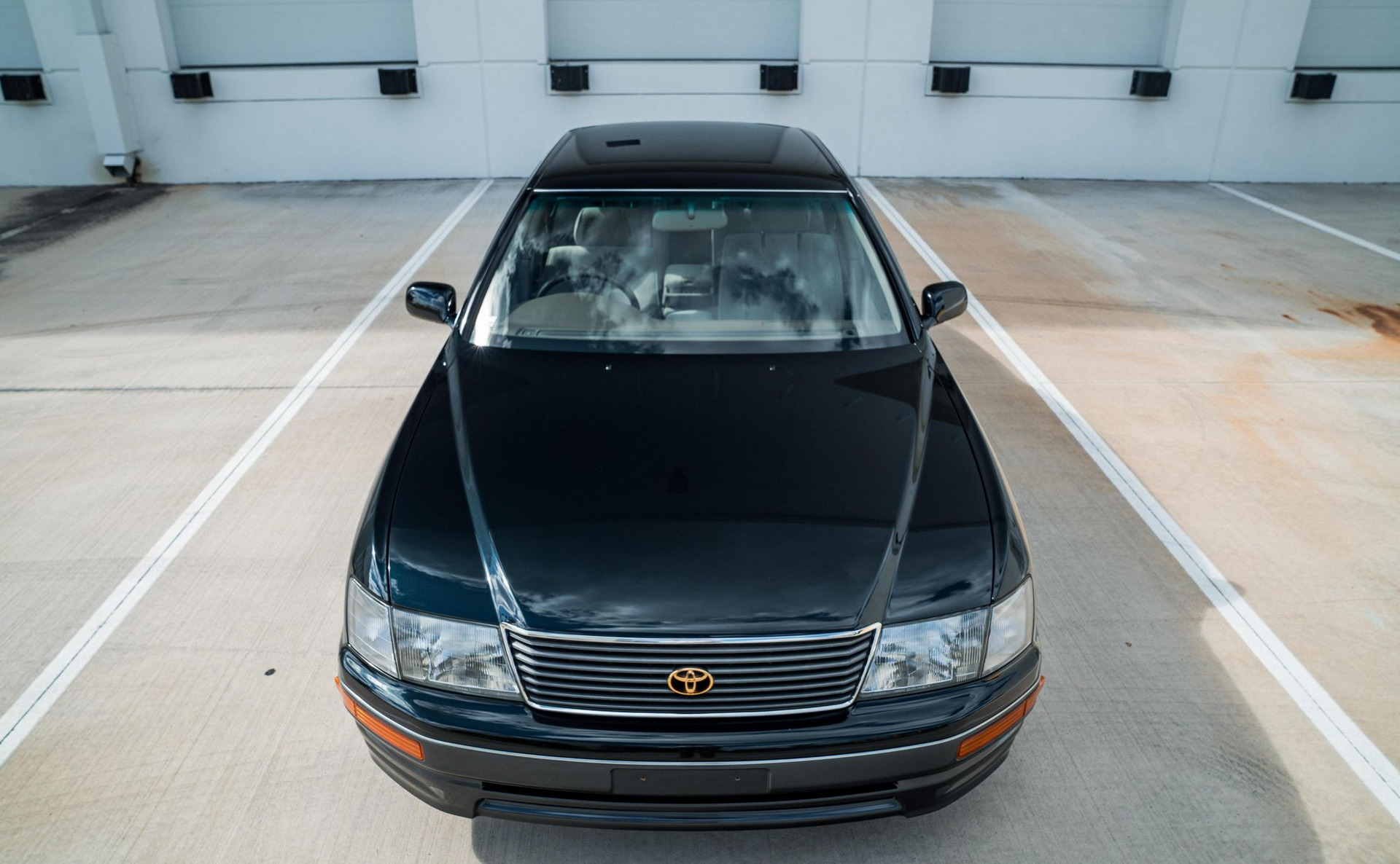 This 1995 Toyota Celsior With Just 6,600 Miles Is A Rolling Time Capsule