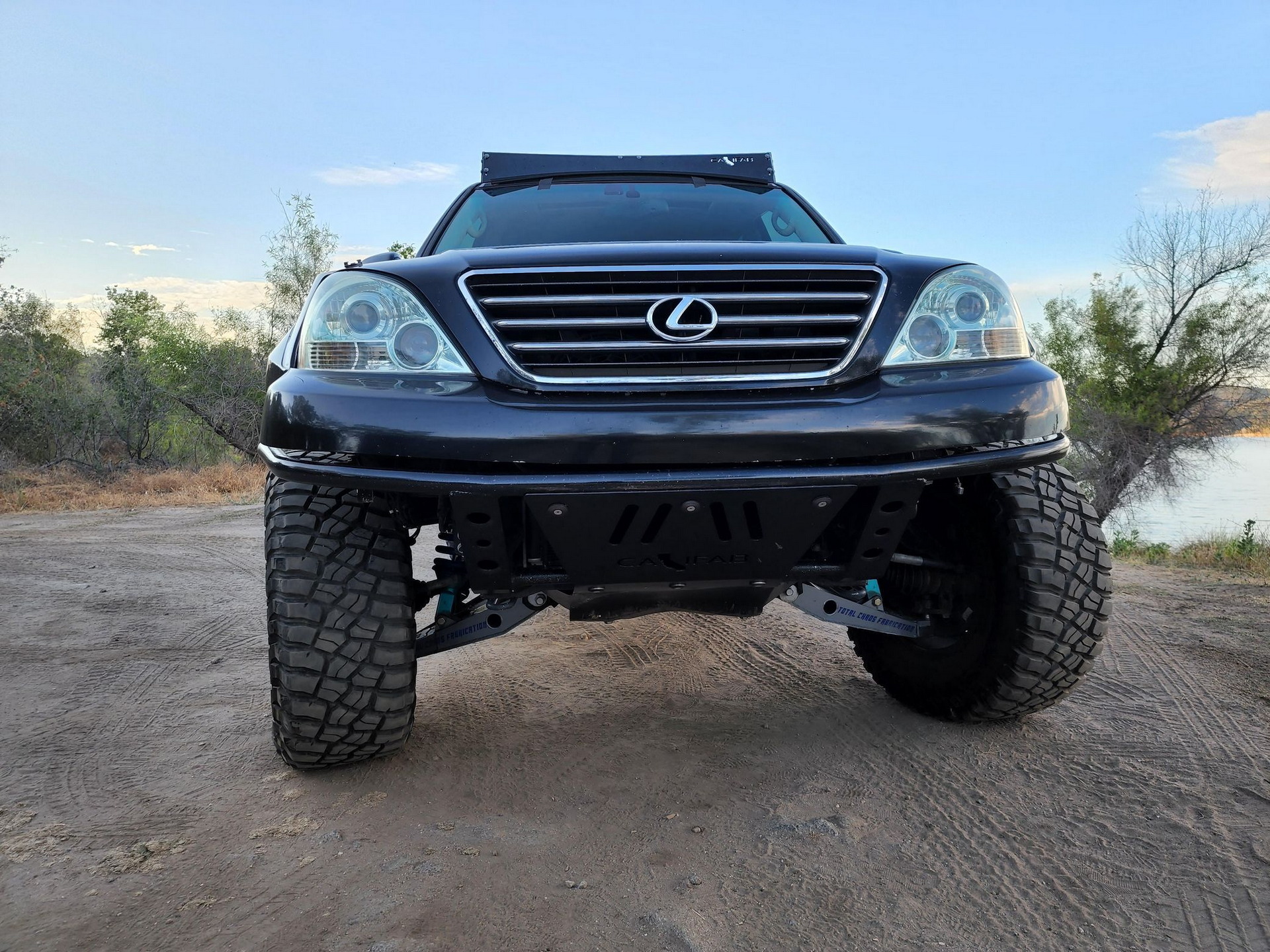 This Heavily-Modified Lexus GX470 Is An Off-Roader’s Dream
