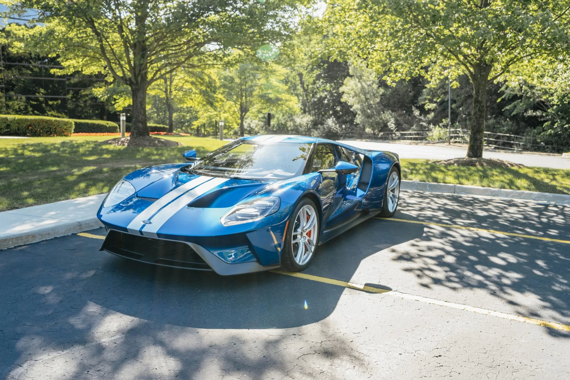 Skip The Application Process And Buy This Delivery-Mileage Ford GT Instead