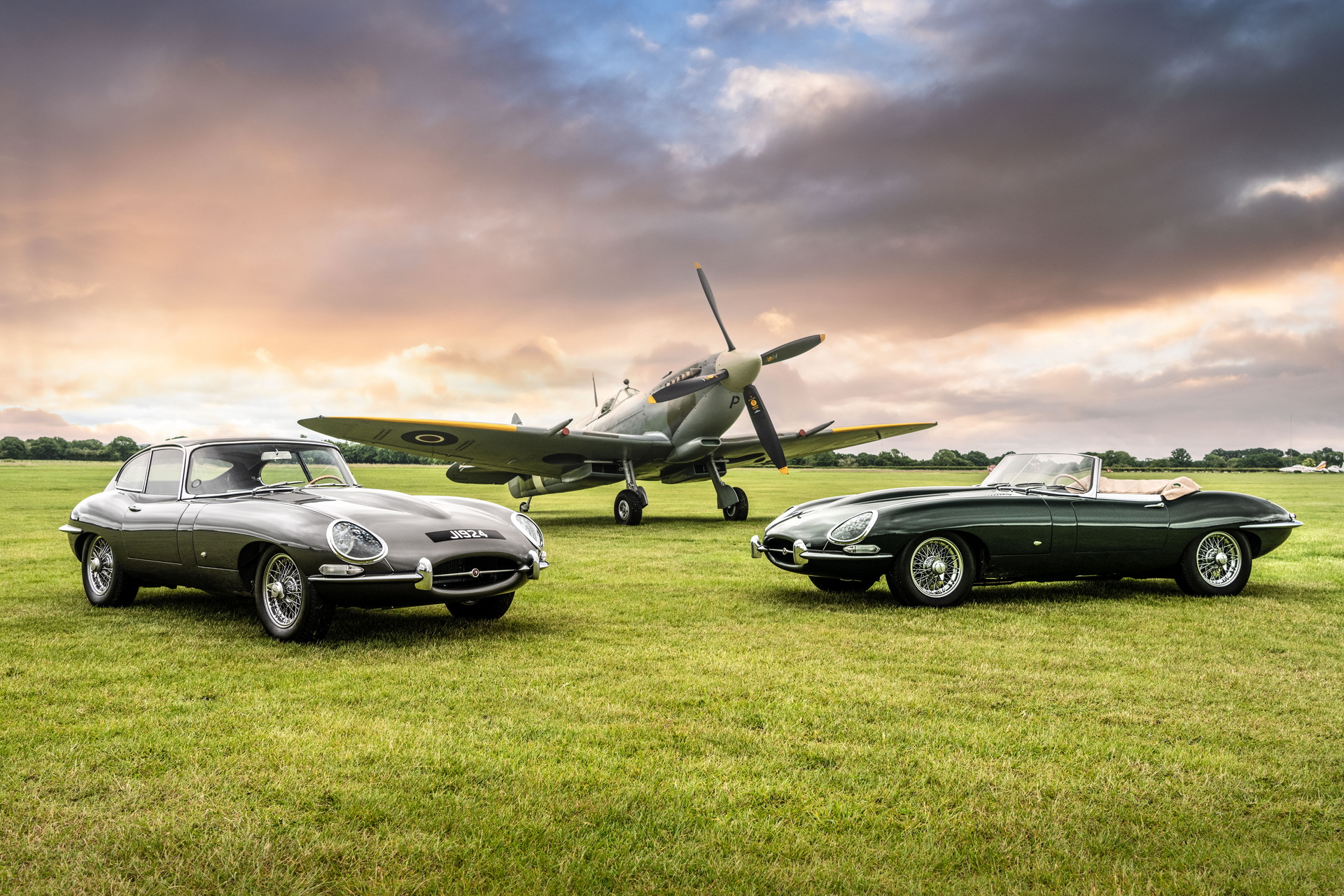 Owners Of Jaguar E-Type 60 Collection Edition Tributes Treated To Historic And Luxurious Geneva Drive