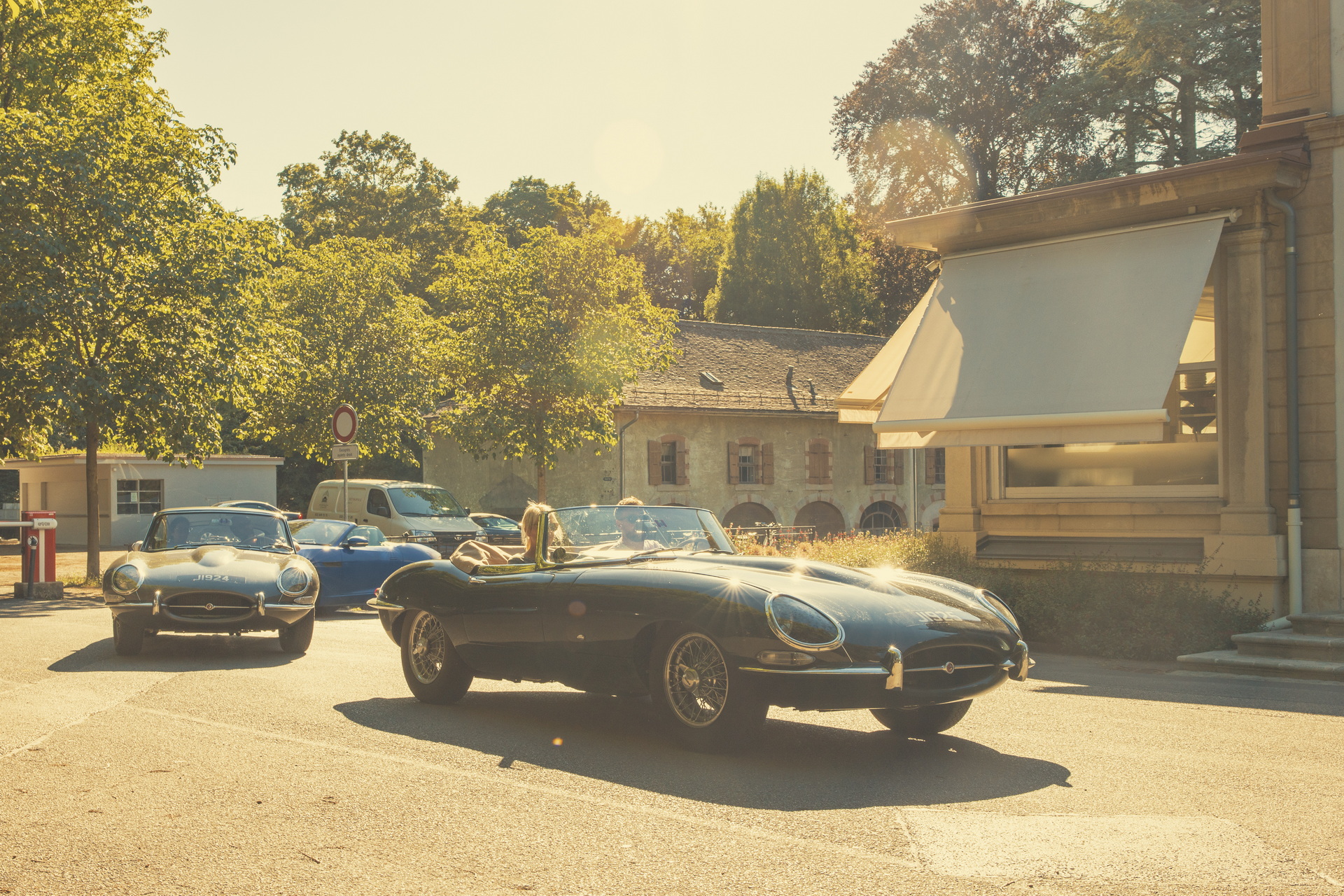 Owners Of Jaguar E-Type 60 Collection Edition Tributes Treated To Historic And Luxurious Geneva Drive