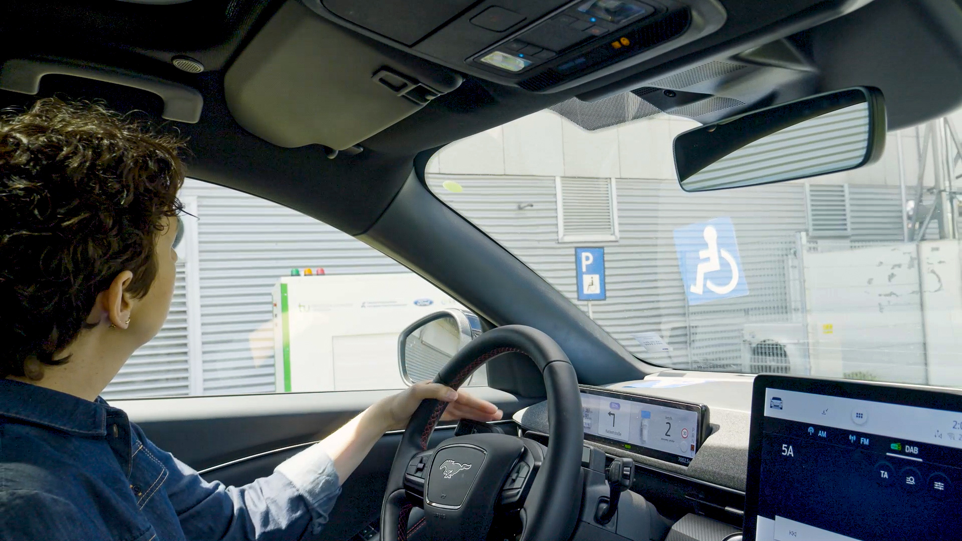 Ford Shows Off Prototype Charging Station That Automatically Plugs In To Your EV