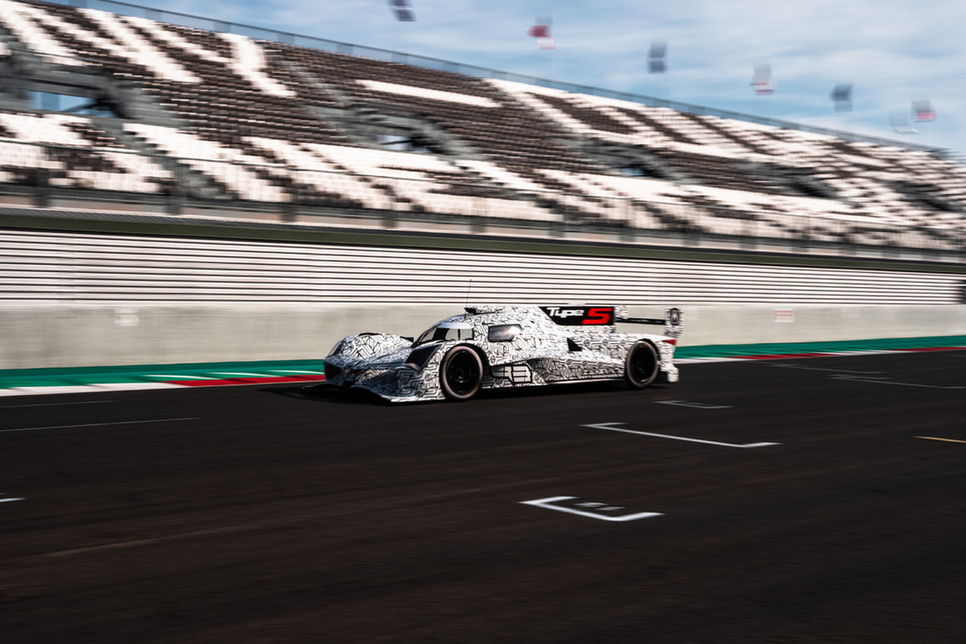 Acura Shares First Images Of ARX-06 LMDh Hypercar Testing On Track