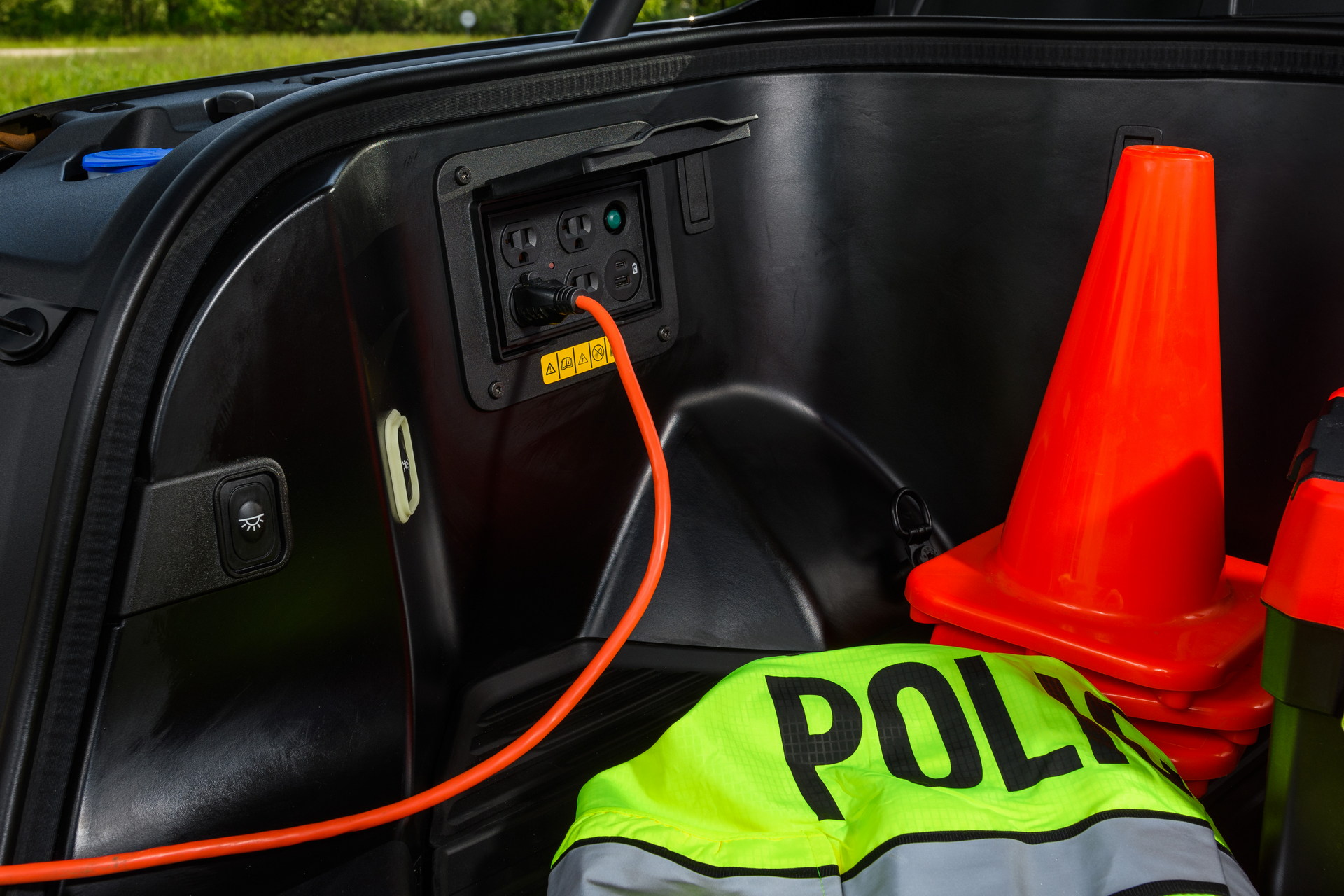 2023 Ford F-150 Lightning Pro SSV Is An 580HP Electric Truck For The Police