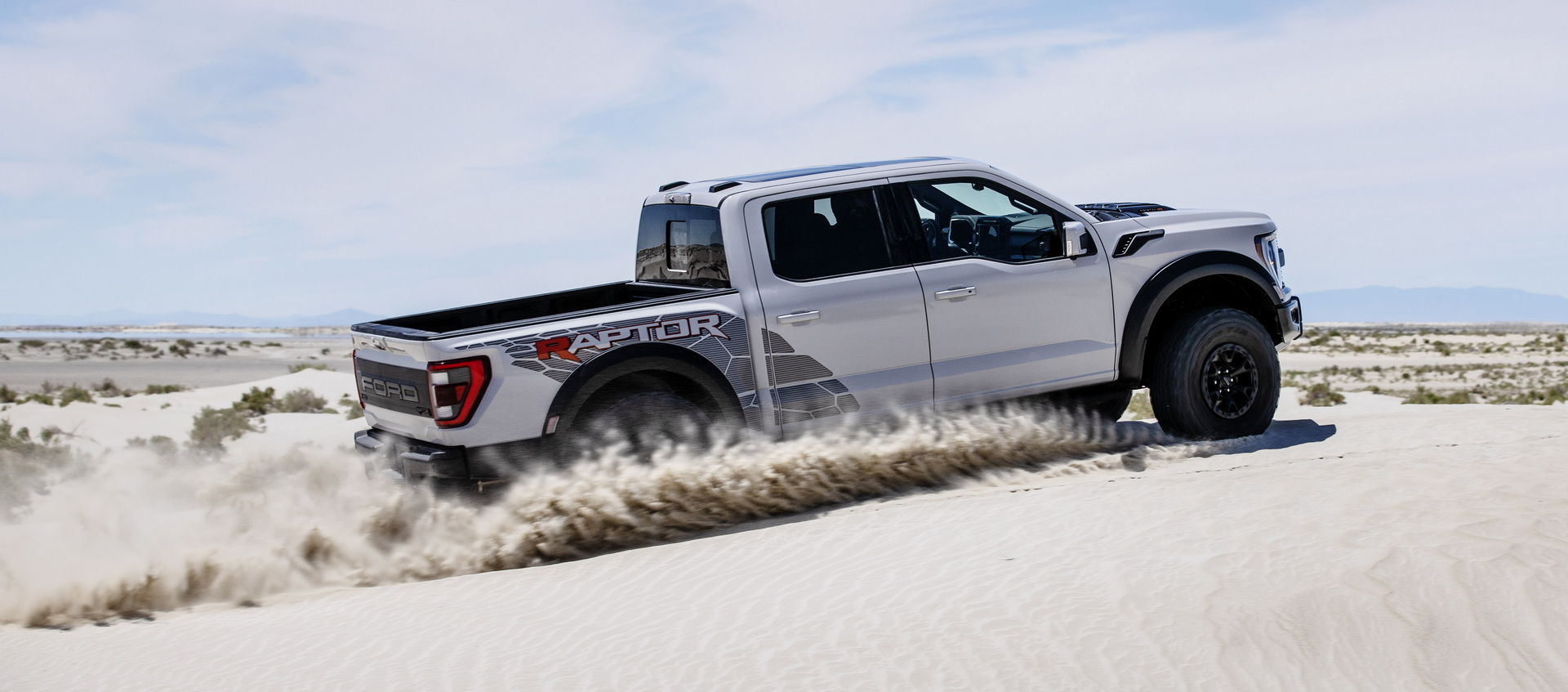 2023 Ford F-150 Raptor R Arrives With A Shelby GT500-Sourced 700HP V8 And $109,145 Price Tag