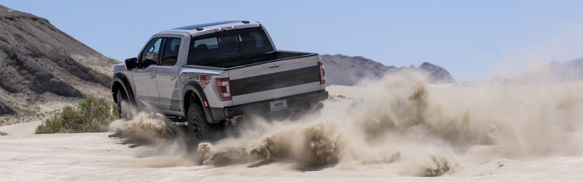 2023 Ford F-150 Raptor R Arrives With A Shelby GT500-Sourced 700HP V8 And $109,145 Price Tag