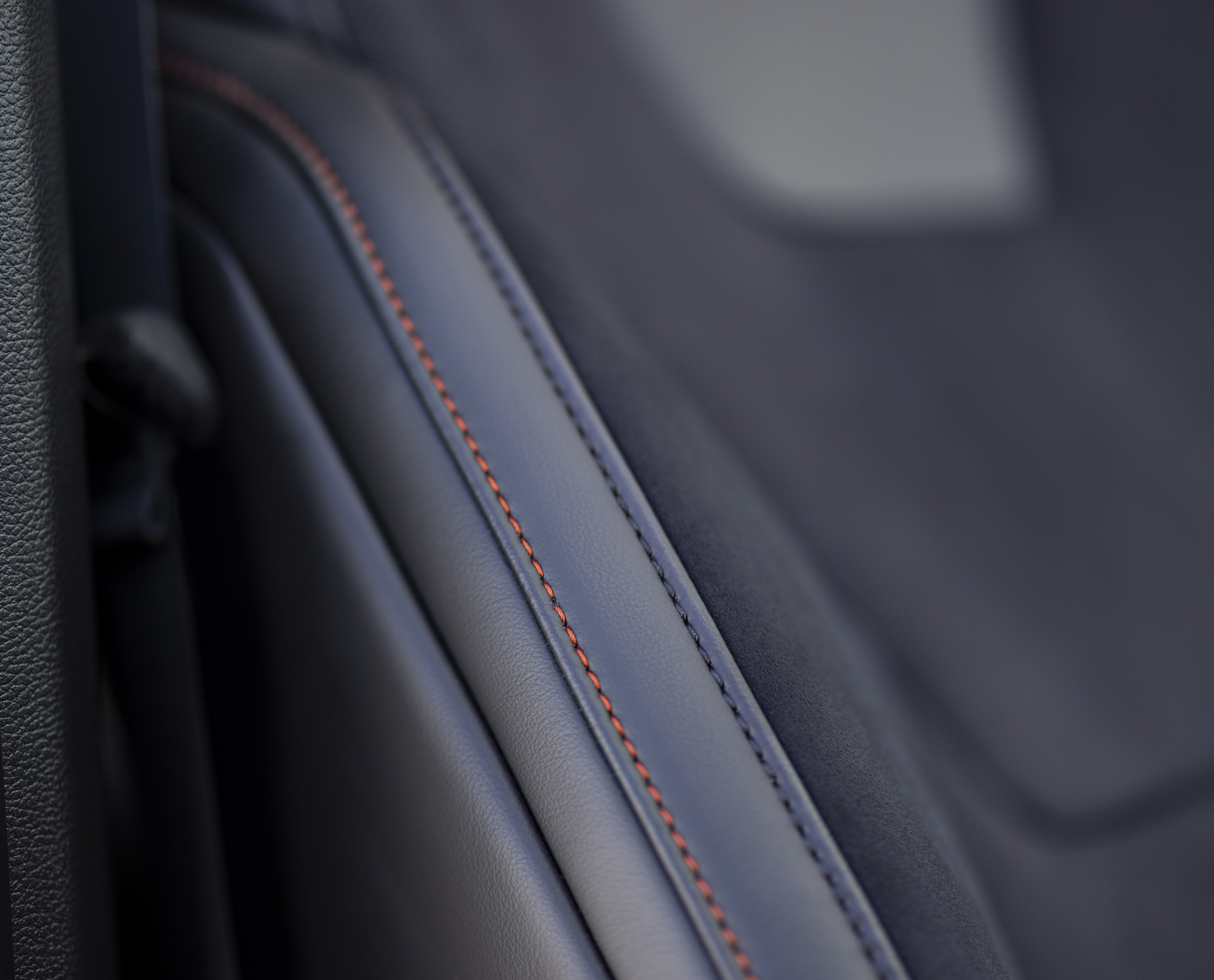 2023 Ford F-150 Raptor R Arrives With A Shelby GT500-Sourced 700HP V8 And $109,145 Price Tag