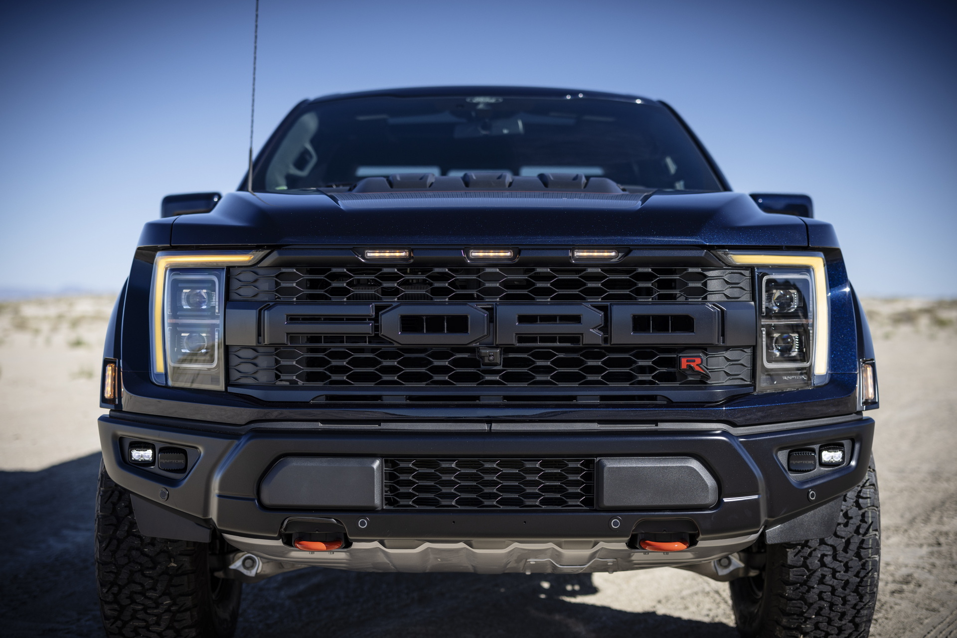 2023 Ford F-150 Raptor R Arrives With A Shelby GT500-Sourced 700HP V8 And $109,145 Price Tag