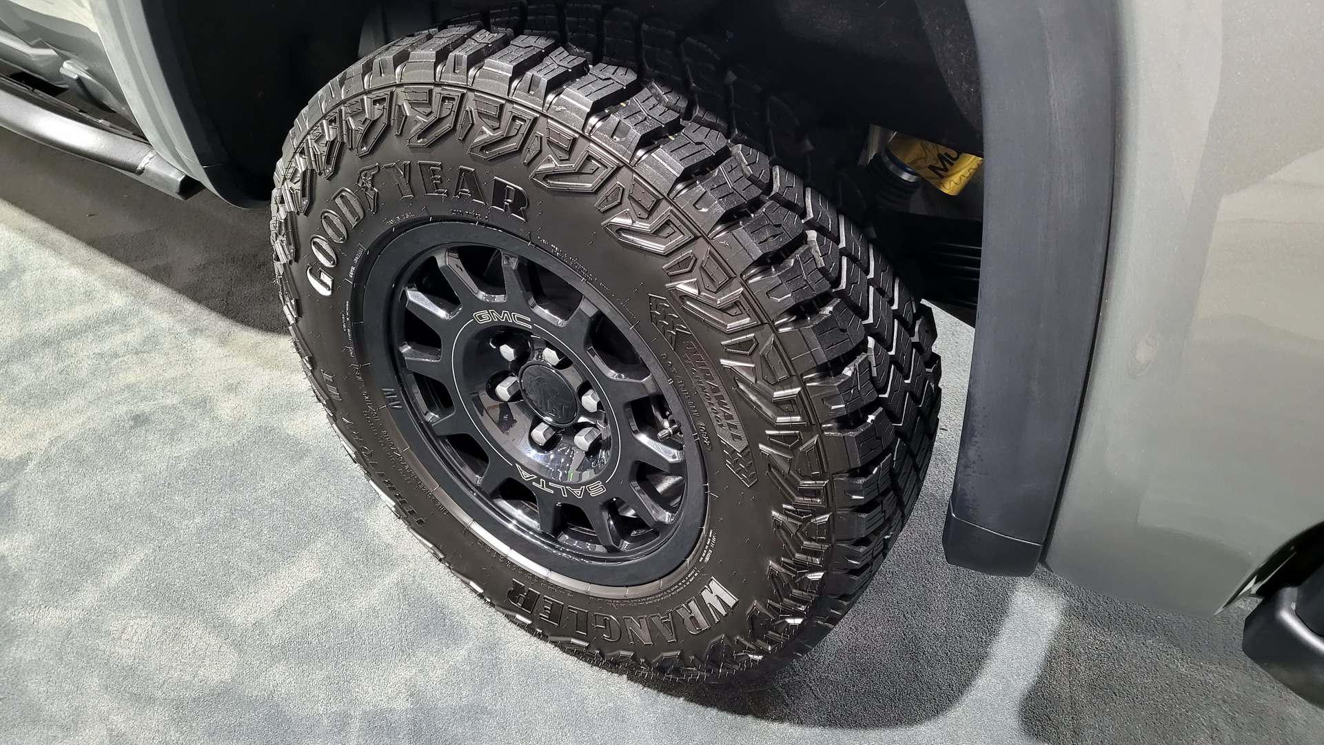 Beefed Up 2023 GMC Sierra 1500 AT4X AEV Edition Is Ready To Conquer The Wild