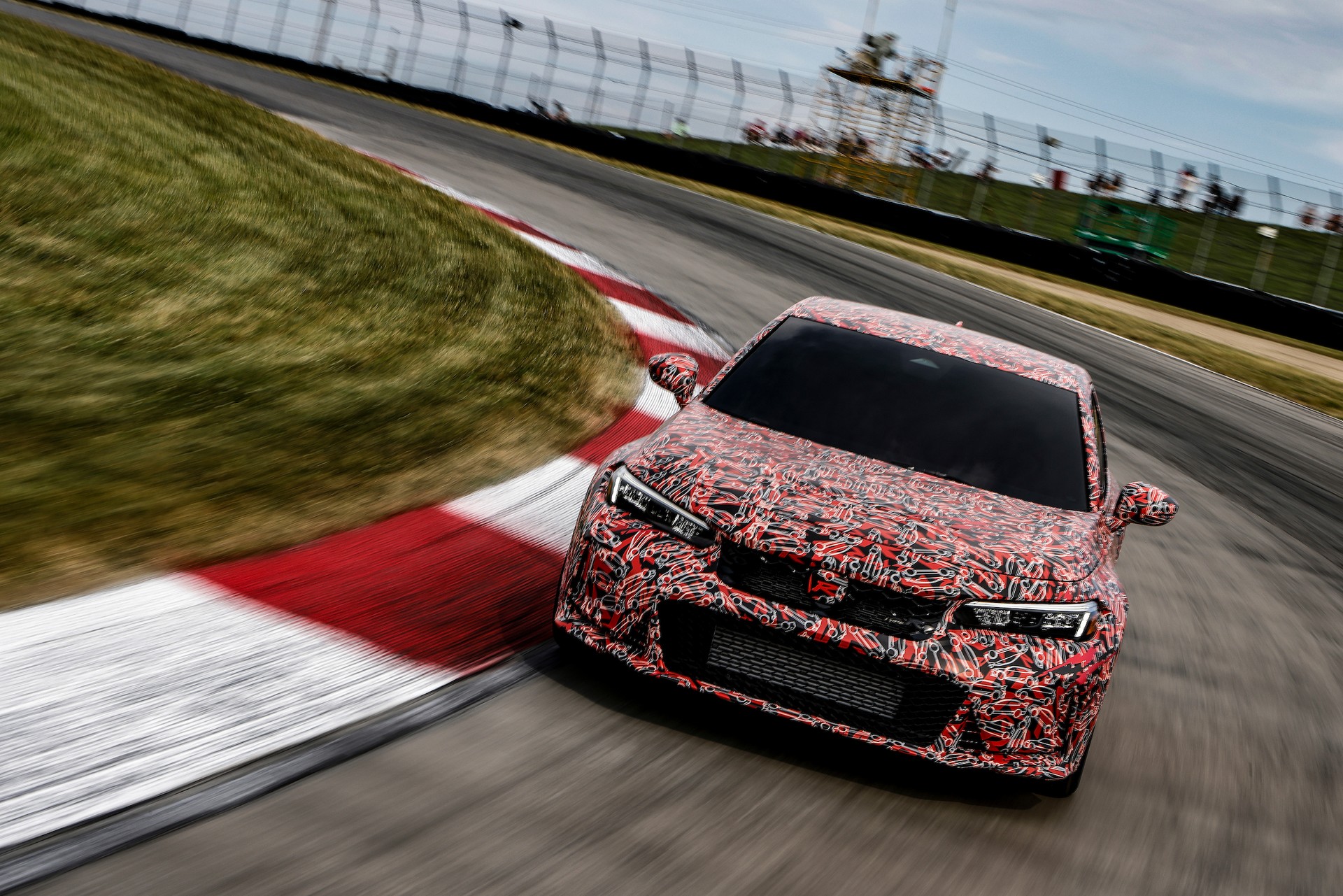 2023 Honda Civic Type R Prototype Tackles Mid-Ohio, Production Model Arrives Later This Year