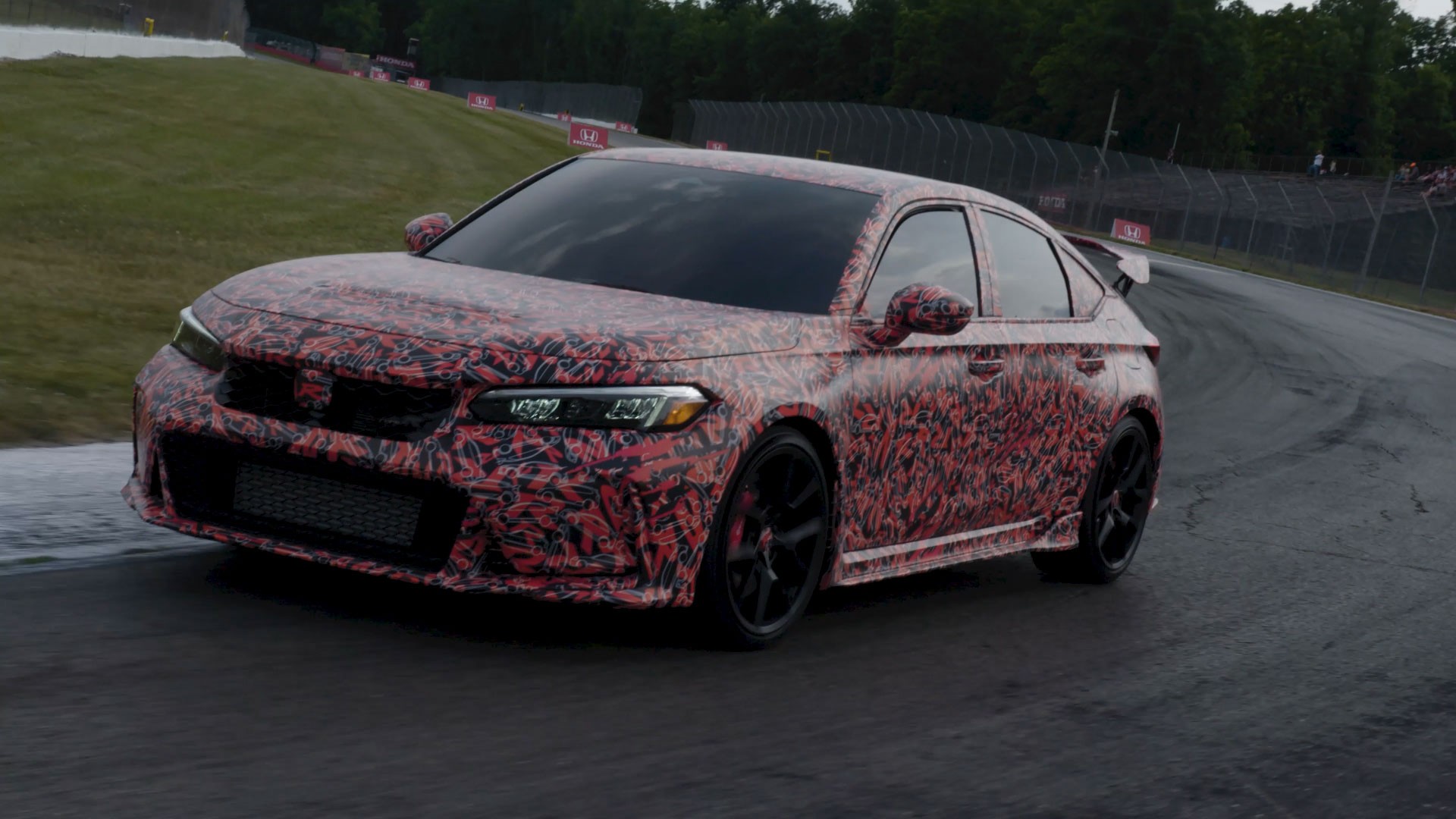 2023 Honda Civic Type R Prototype Tackles Mid-Ohio, Production Model Arrives Later This Year