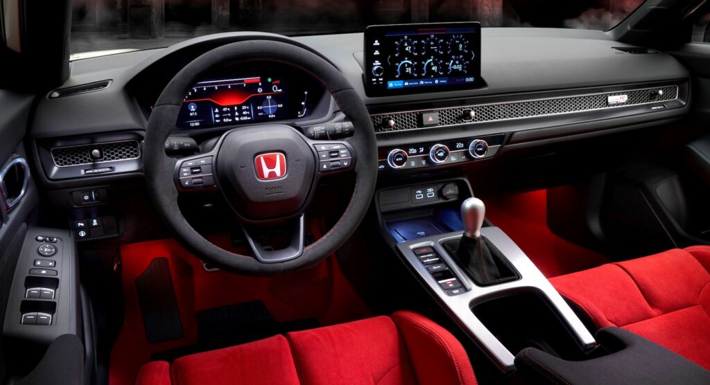  2023 Honda Civic Type R Says Round Steering Wheels Rule